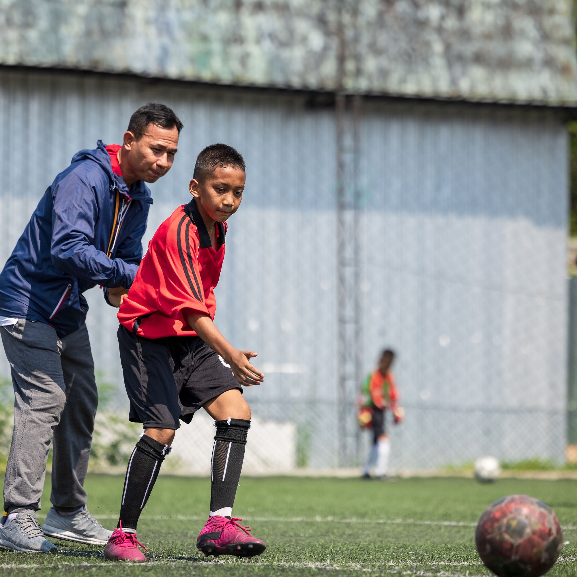 Provide Musical & Sports Equipment To Refugee & Immigrant Children、mySite、camillekostekn