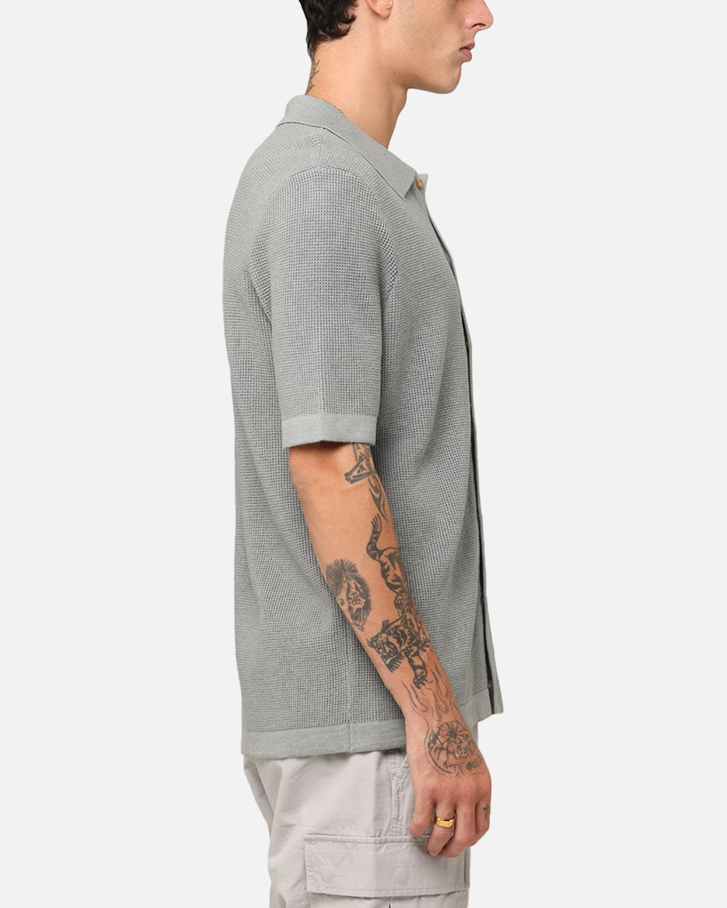 {product_title} - {shop_name}