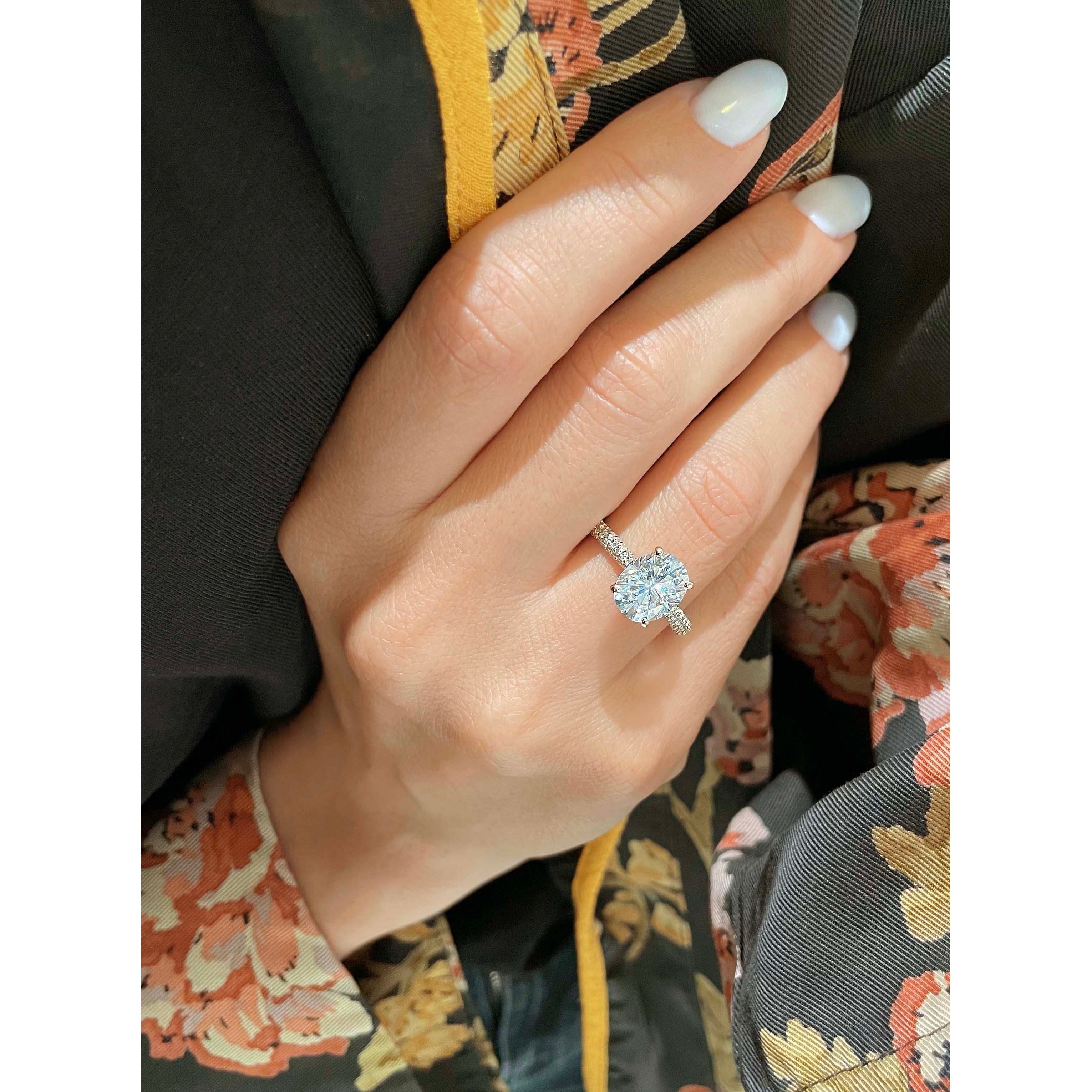 Rebecca Moissanite & Diamond Ring -18K Yellow Gold (RTS)、mySite、hinf8tx79