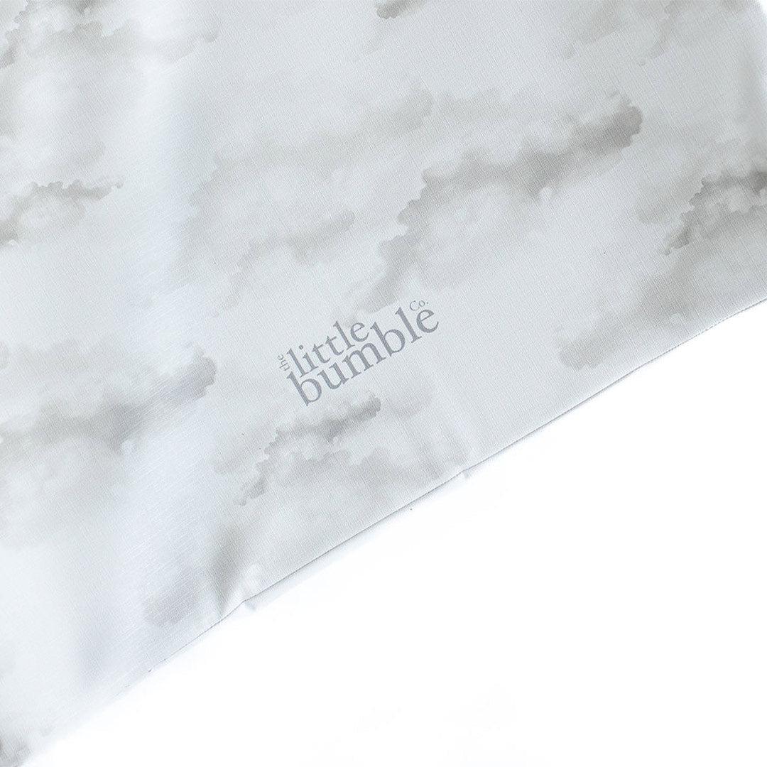  The Little Bumble Co. Anti Roll Mat - Beige Clouds、mySite、merchandisen