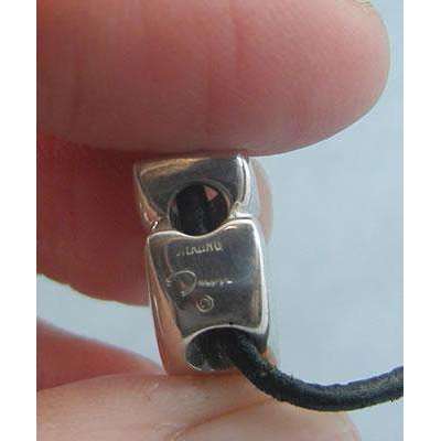 Yonatan Chai Pendant on Leather Cord、mySite、topwebapps