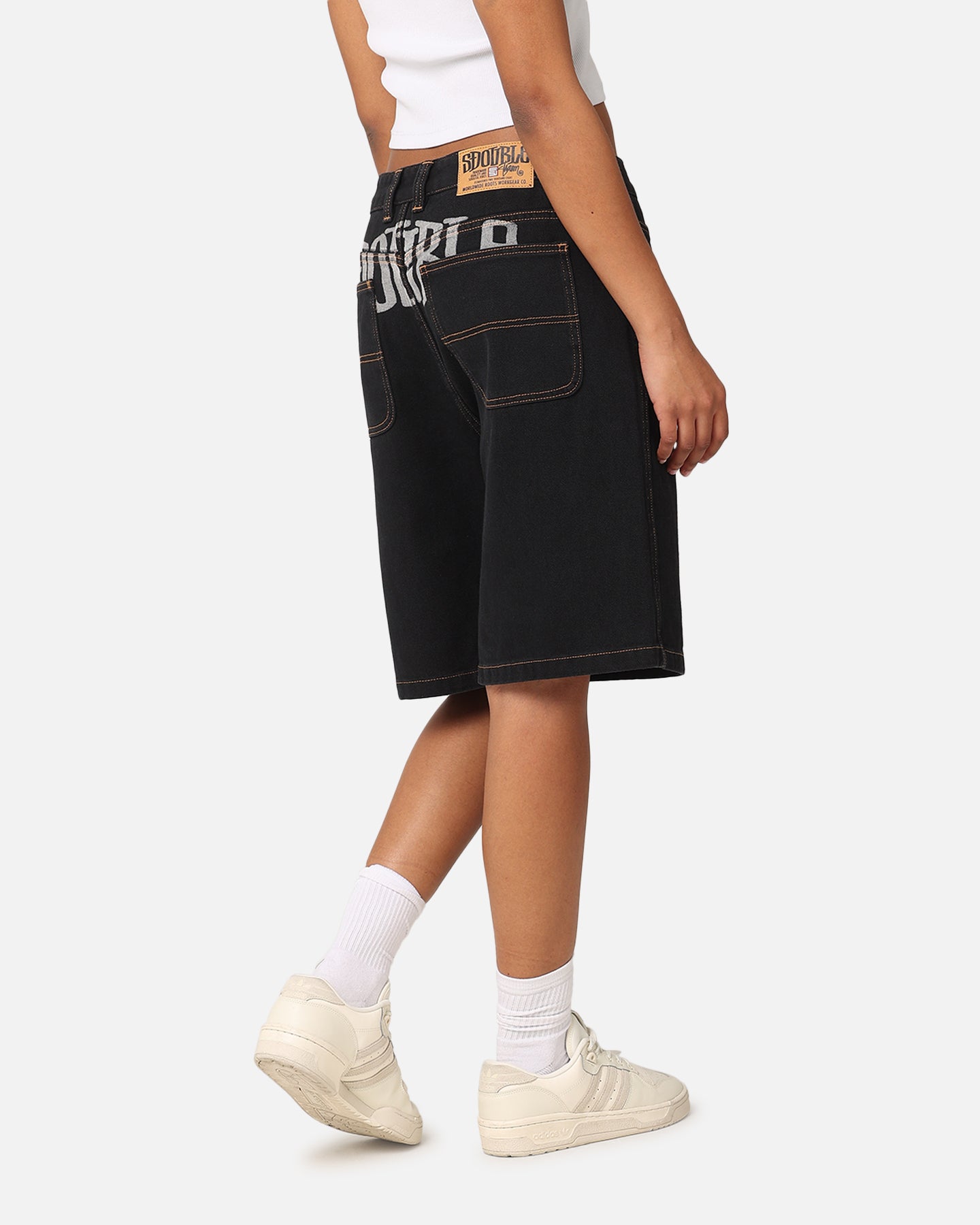 {product_title} - {shop_name}