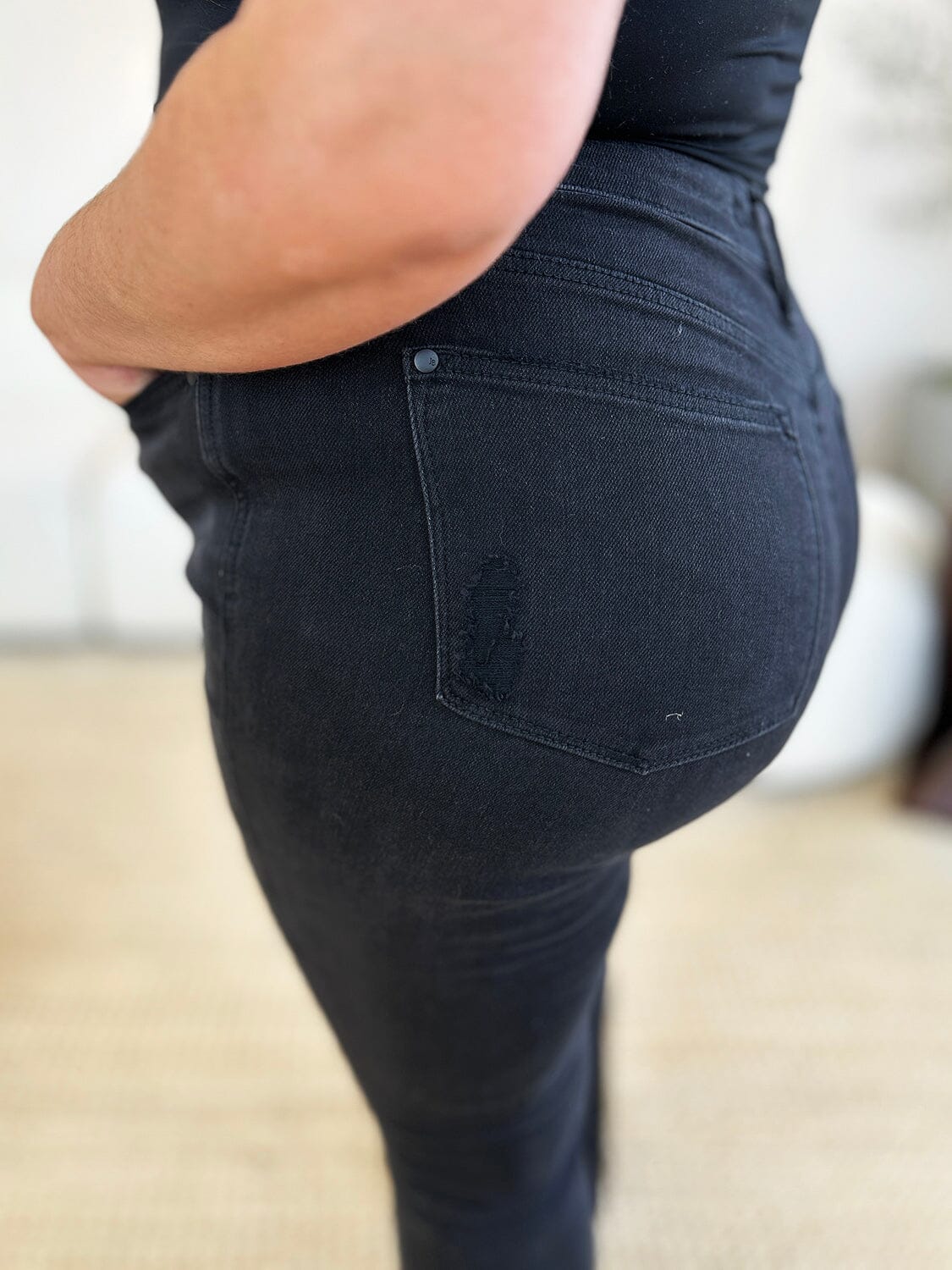 Judy Blue Full Size High Waist Distressed Flare Jeans、mySite、camillekostekn