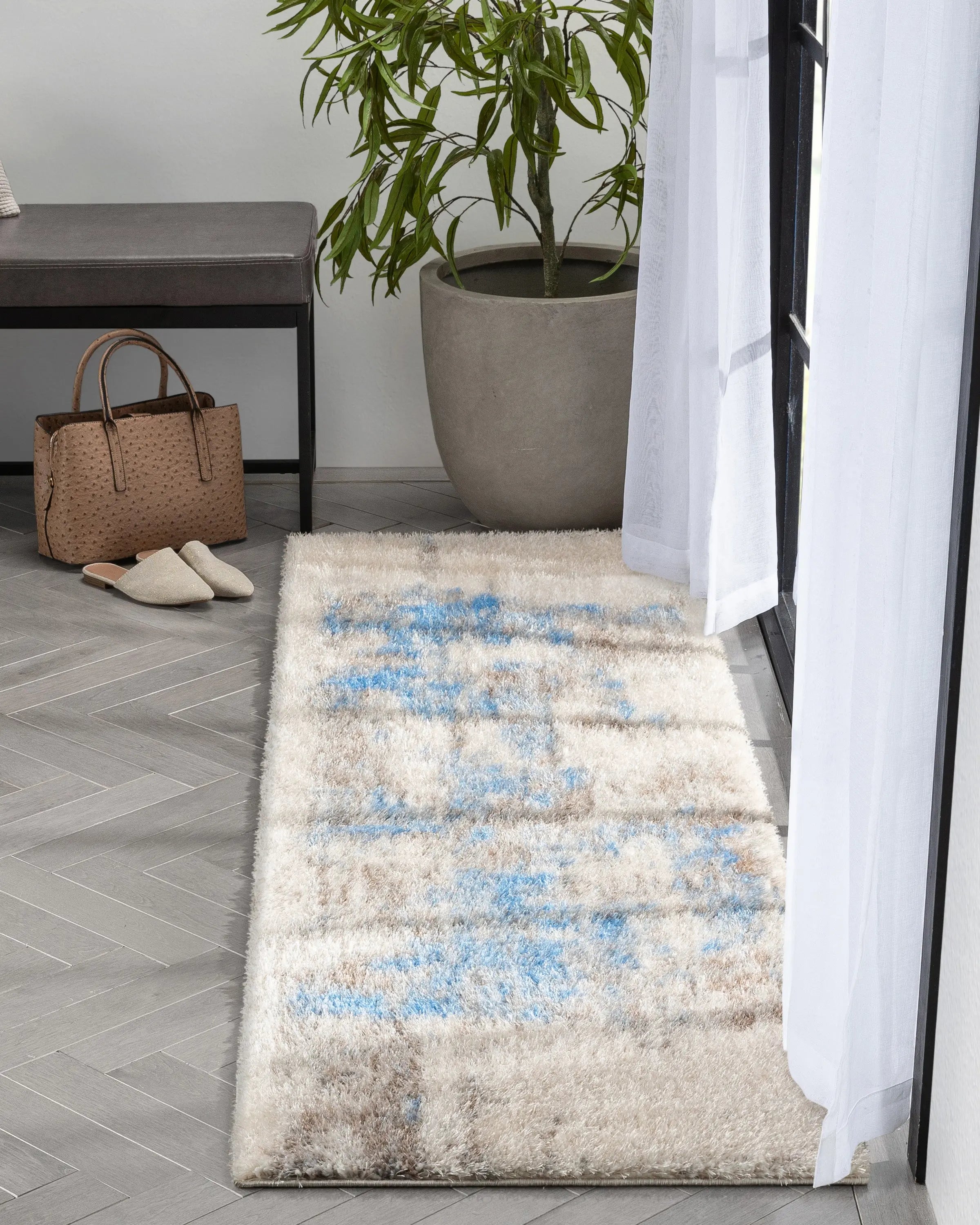 Sariah Modern Abstract Ivory Blue Shag Rug、mySite、gigharbornorthrealestate