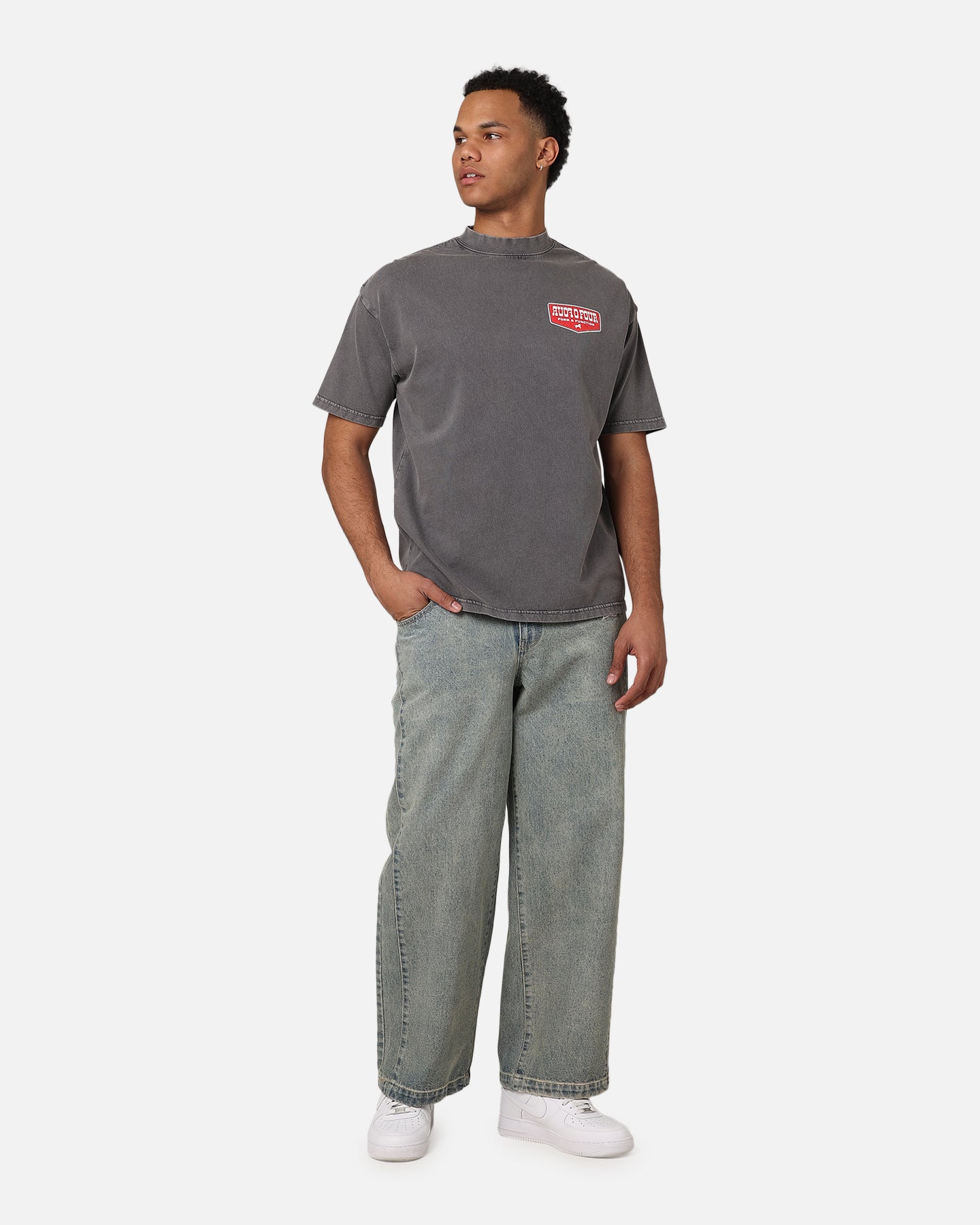 {product_title} - {shop_name}