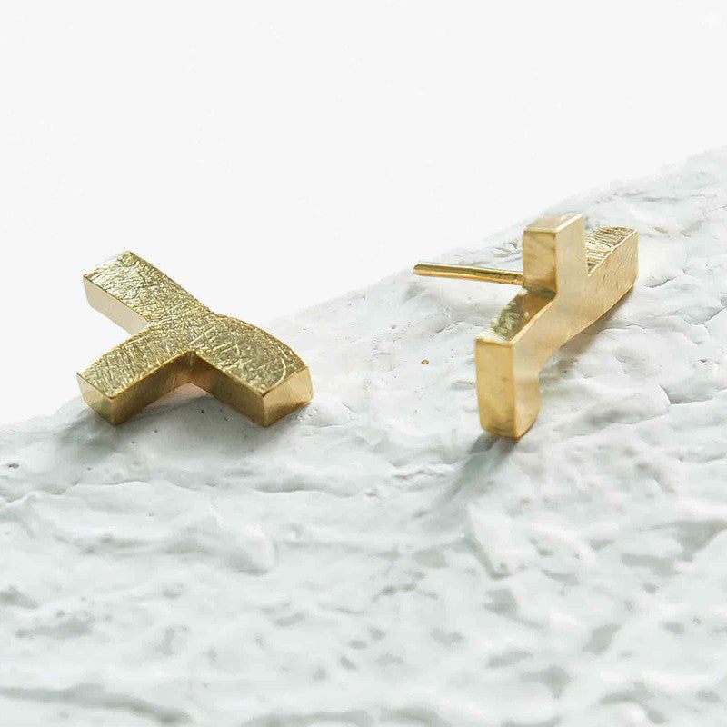 Brass Leku Stud Earrings、mySite、camillekostekn