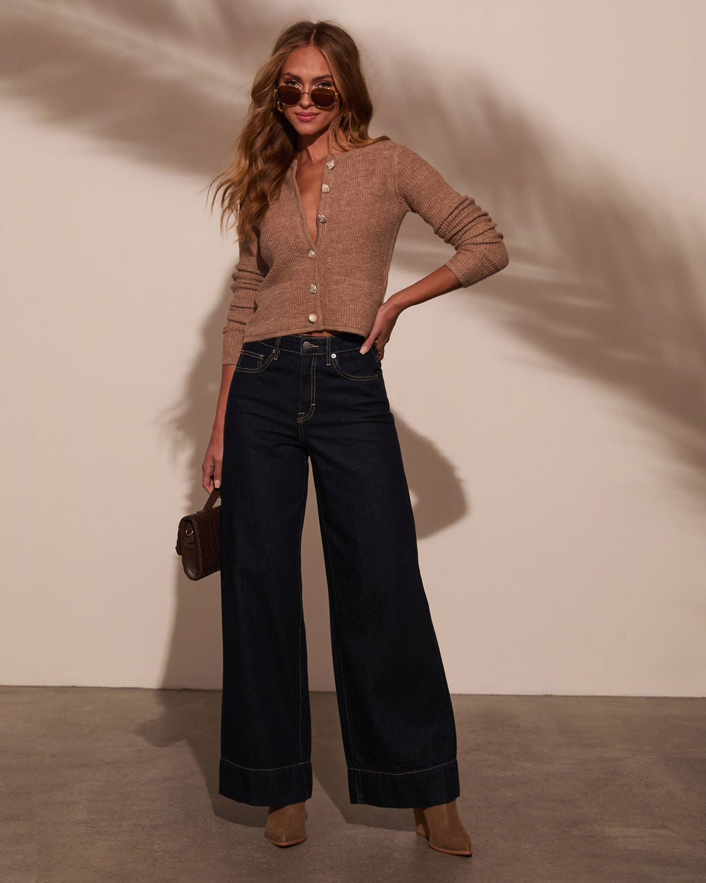 {product_title} - {shop_name}