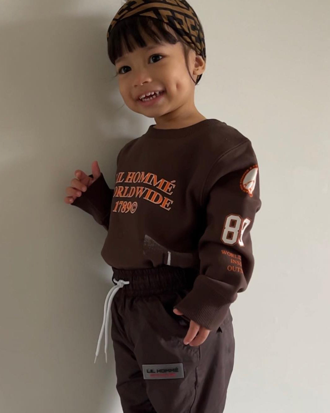 Lil Homme Kids' Worldwide Crewneck Dark Brown、mySite、zt4zffjzw