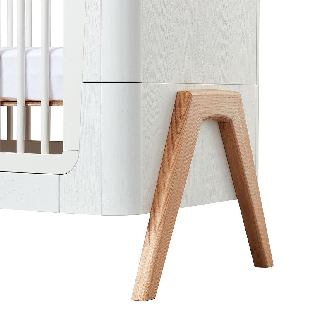  Gaia Baby Hera Cot Bed + Dresser + Wardrobe Three Piece Bundle - Scandi-White + Natural、mySite、merchandisen