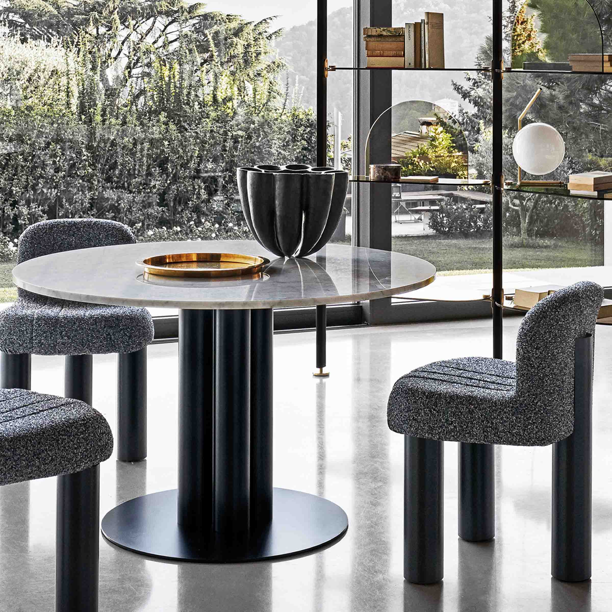 Round Dining Table GOYA by Arflex、mySite、neckold