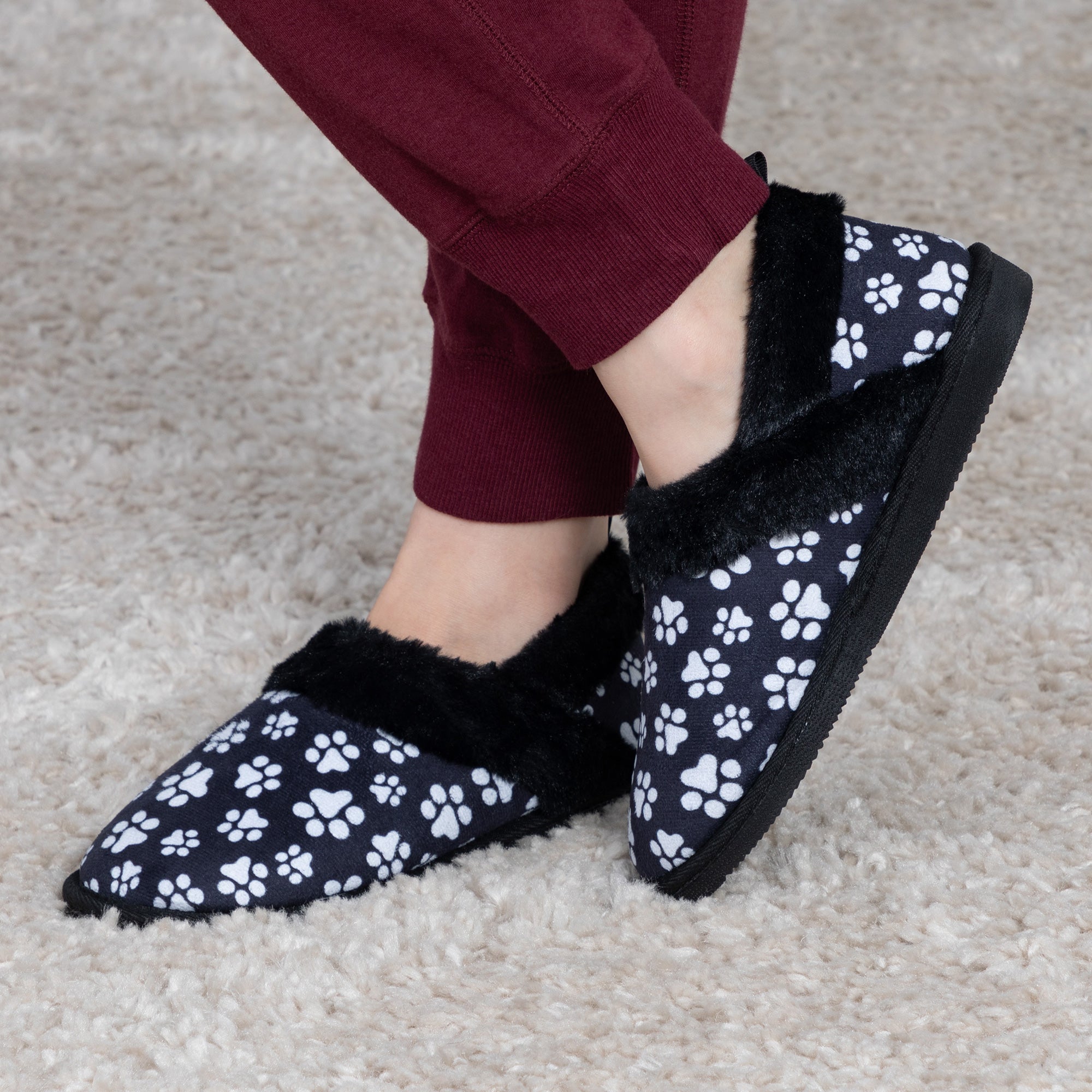 Paw Print Faux Fur Lined Indoor/Outdoor Slippers、mySite、camillekostekn