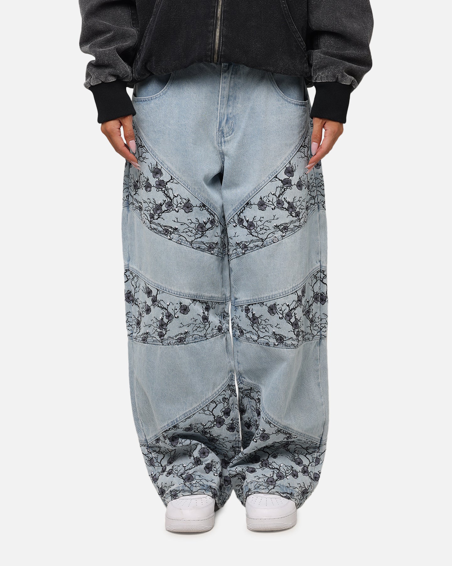 {product_title} - {shop_name}