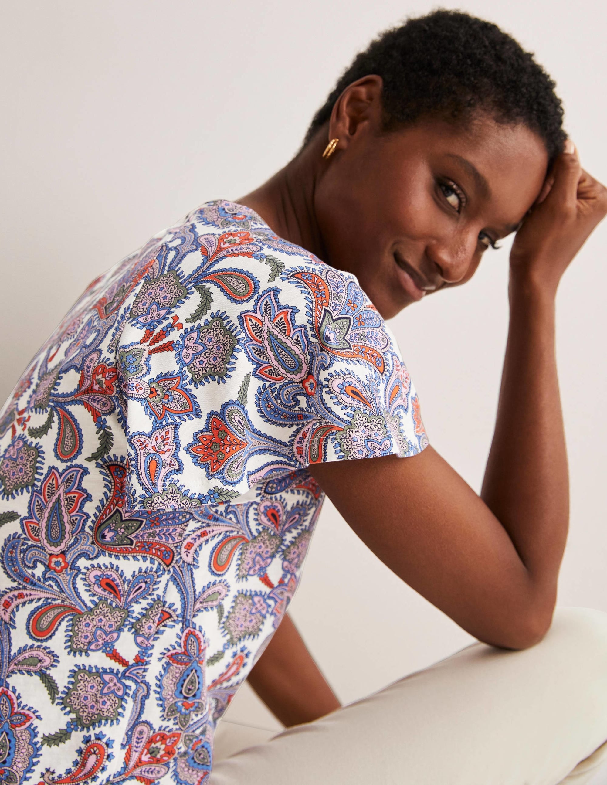  Scoop Flutter Sleeve T-Shirt-Ivory, Paisley Bud、mySite、ashleygrahame