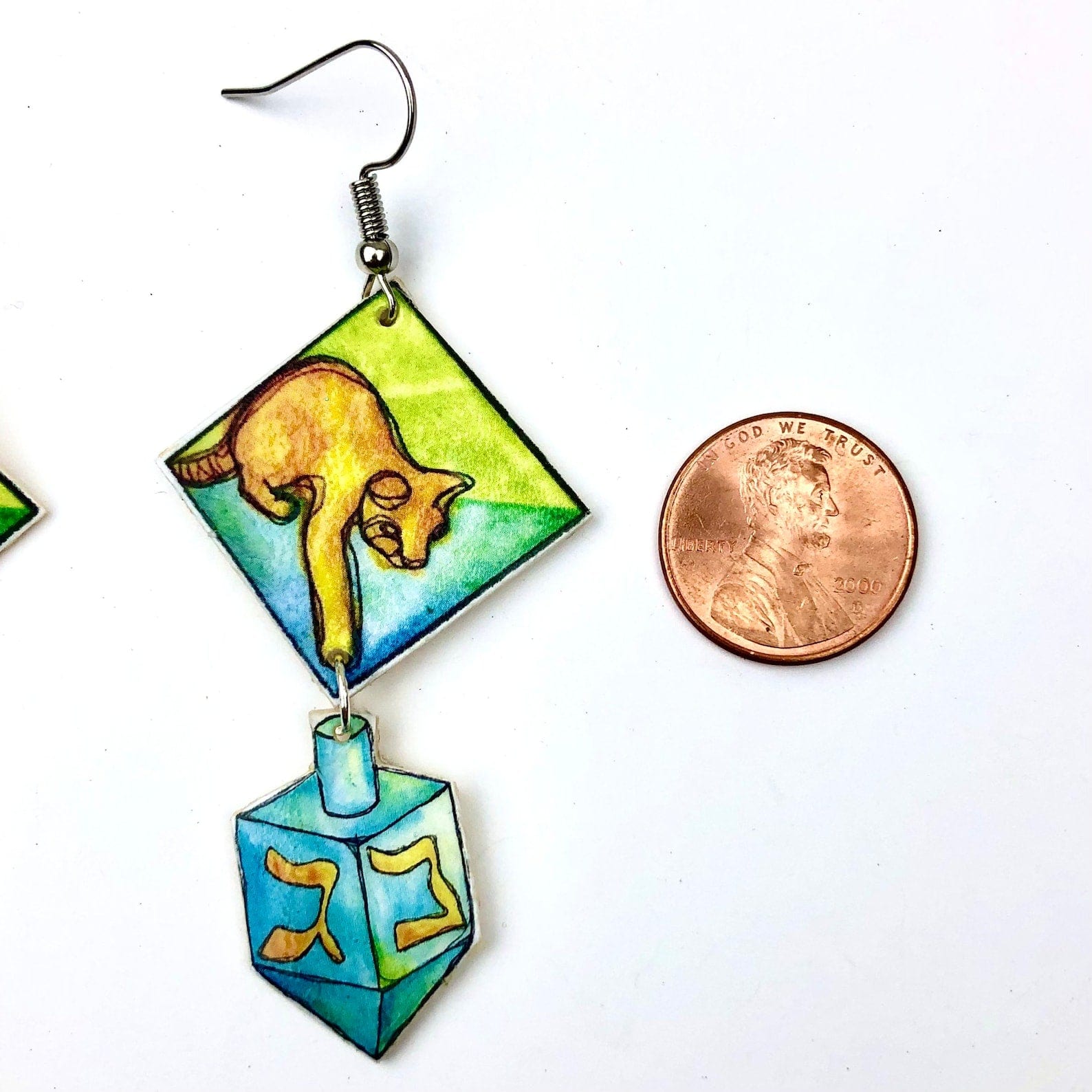 Cat and Dreidel Hanukkah Earrings、mySite、topwebapps