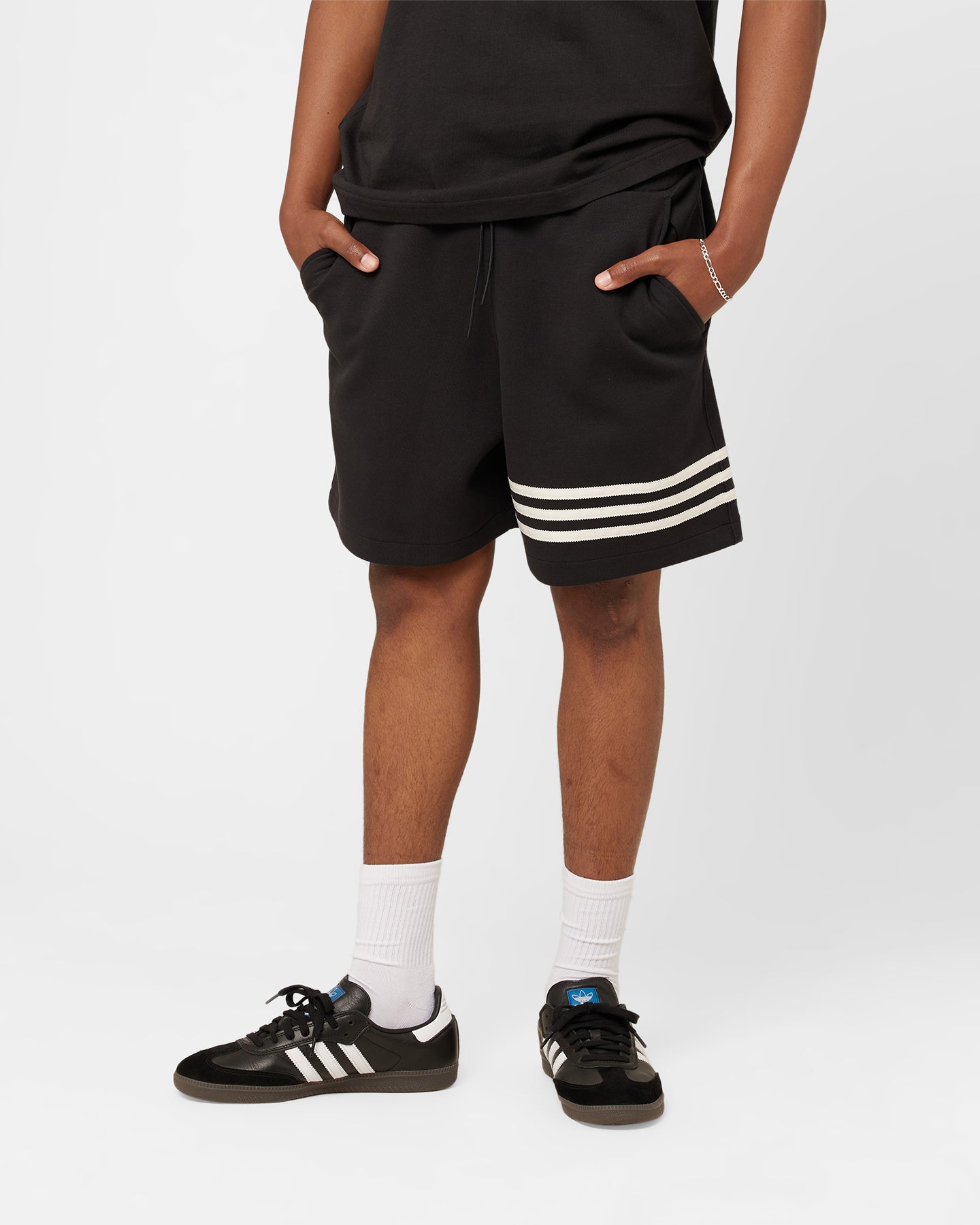 Adidas Adicolour Neuclassics Shorts Black、mySite、zt4zffjzw