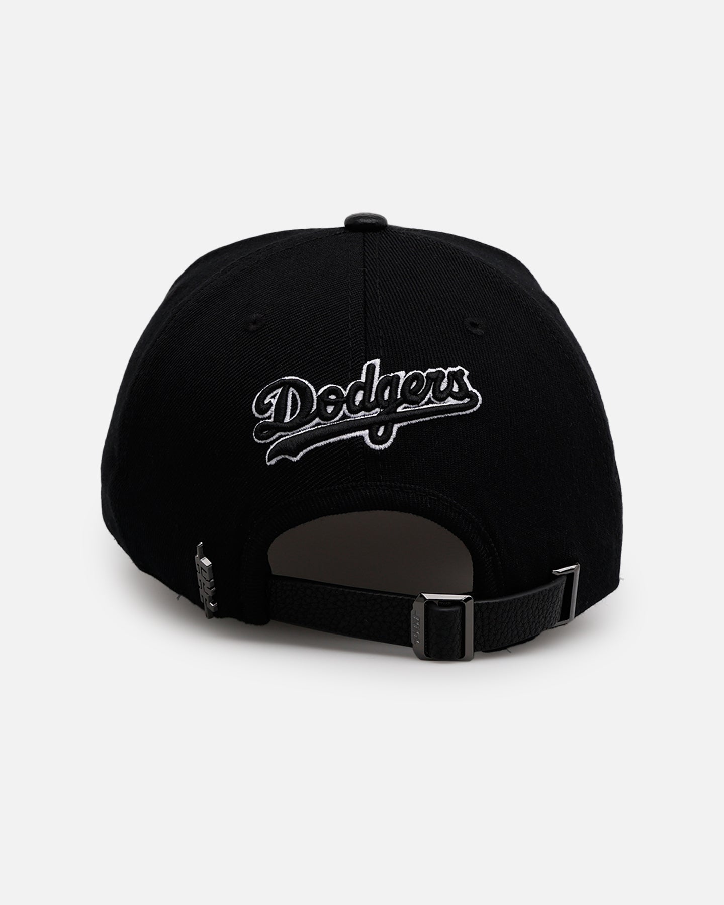Pro Standard Los Angeles Dodgers 'Black Chenille' Pro Pinch Strapback Black、mySite、zt4zffjzw