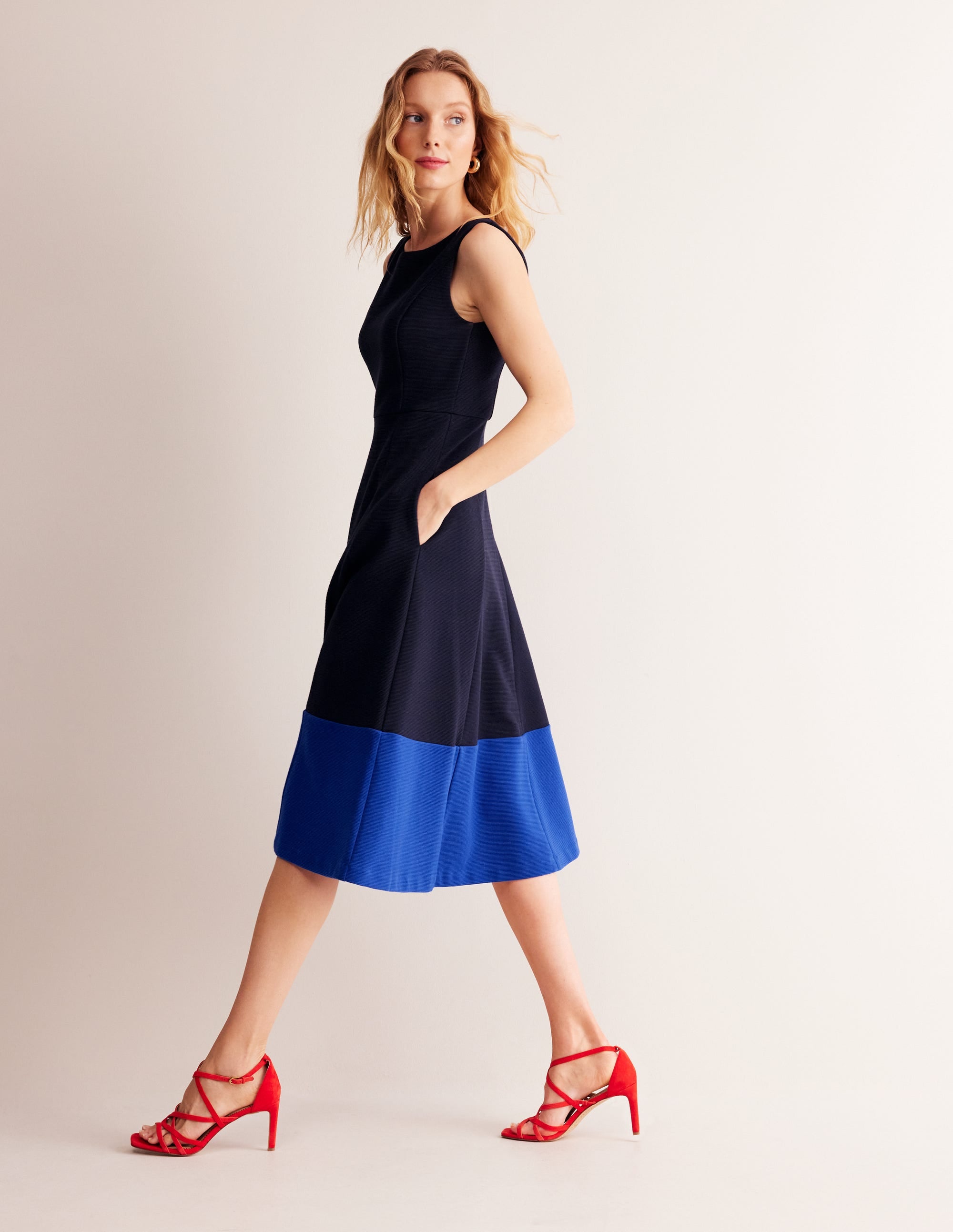  Scarlet Ottoman Ponte Dress-Navy and Surf the Web、mySite、ashleygrahame