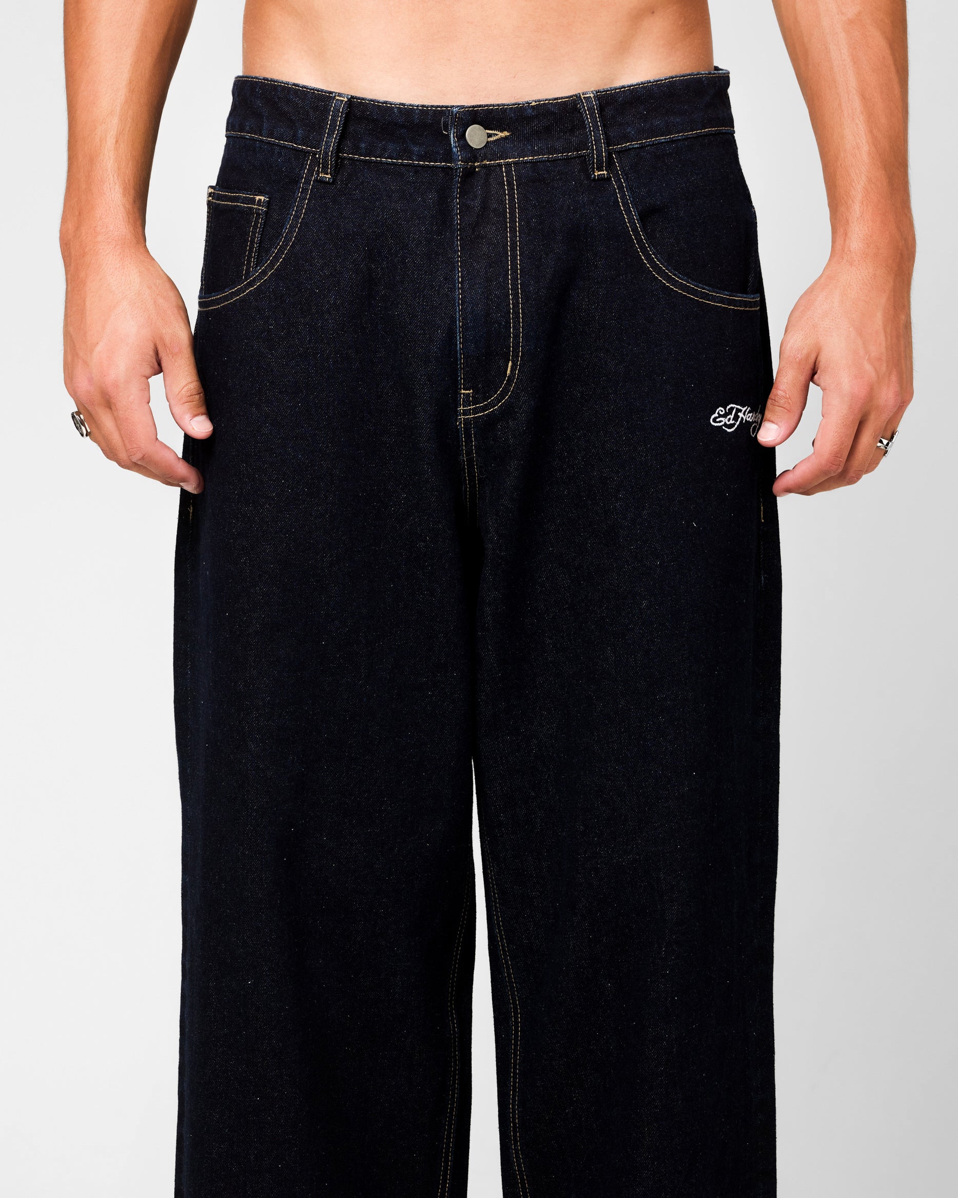 {product_title} - {shop_name}