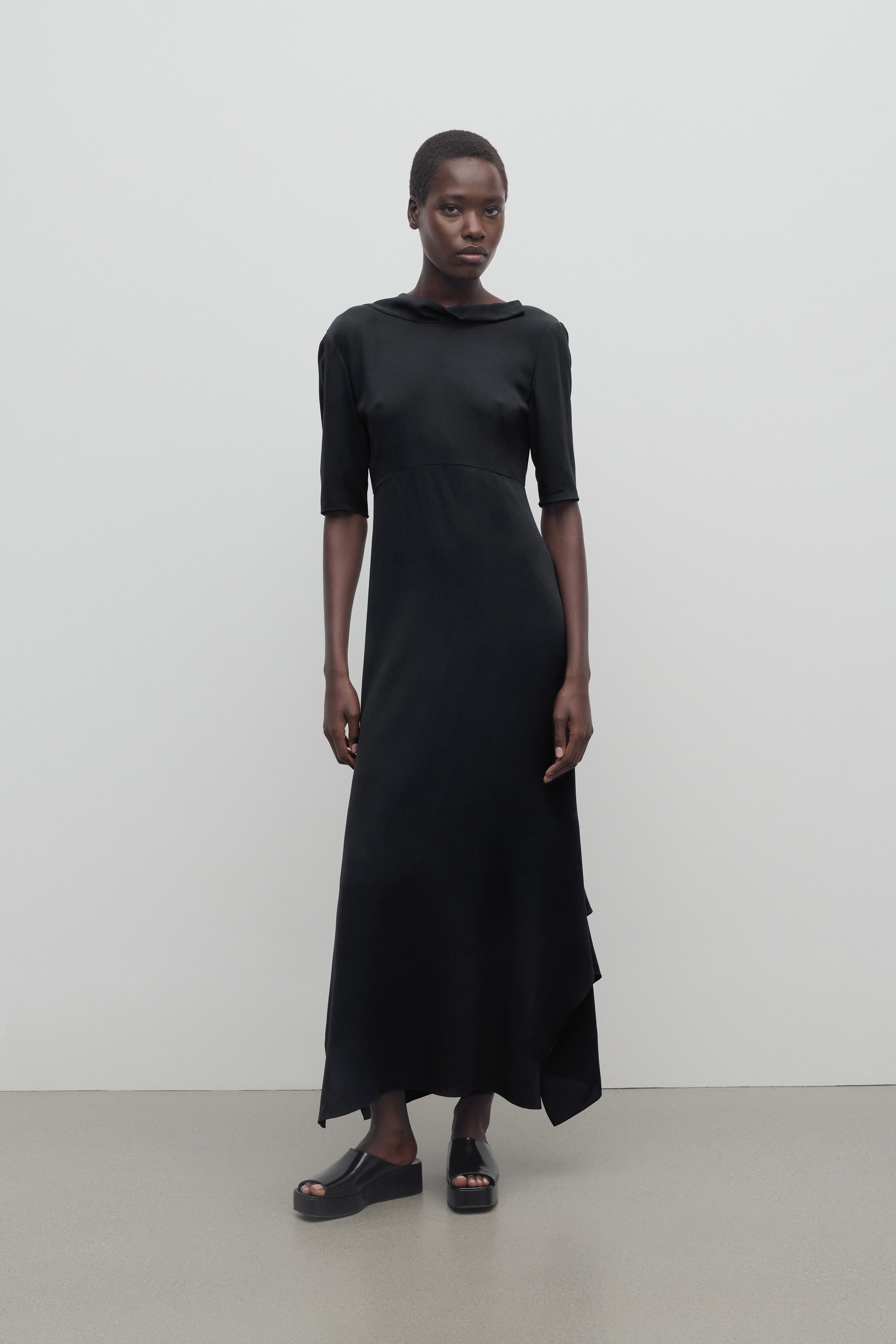 Faede Dress in Silk、mySite、aoinhome