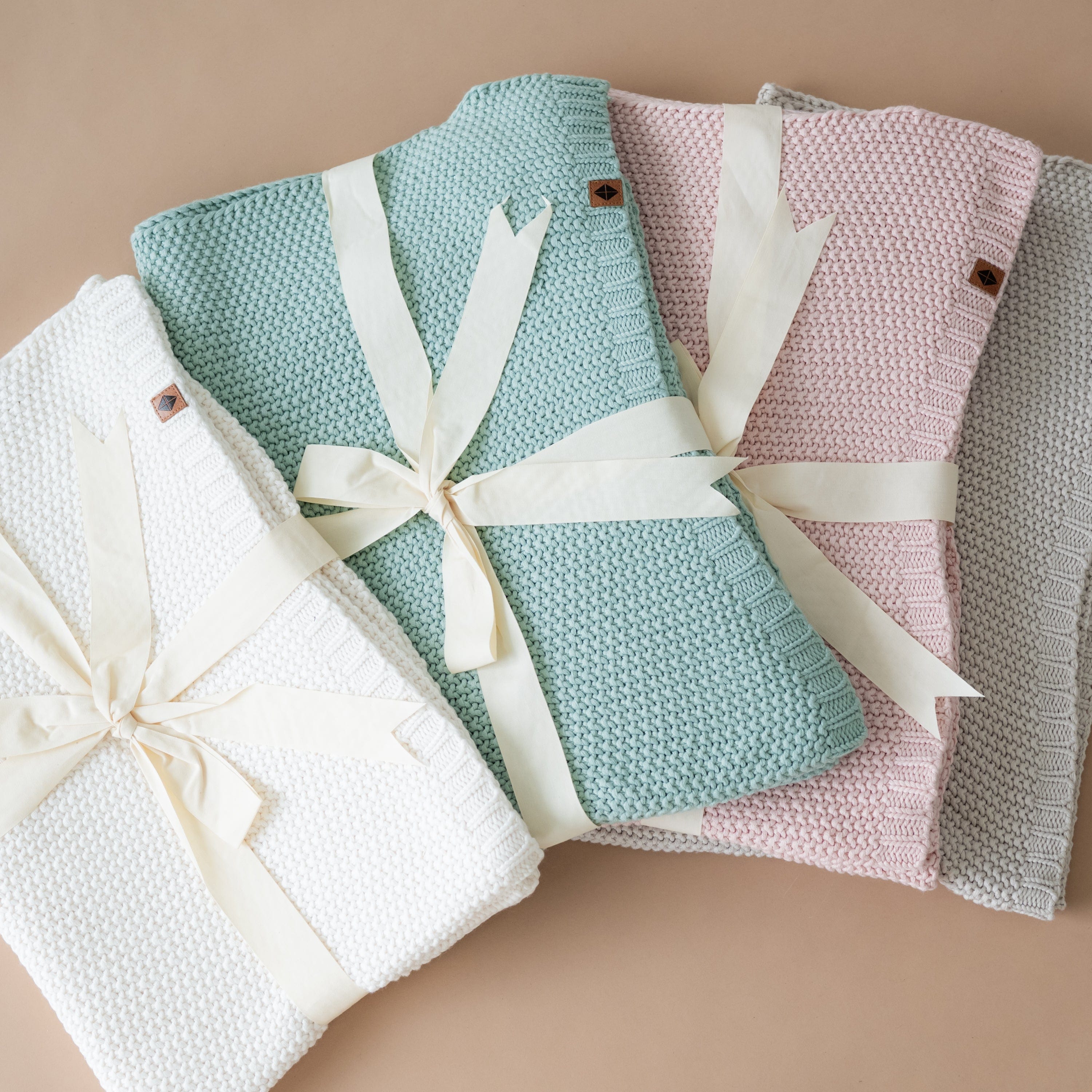  Chunky Knit Toddler Blanket in Cloud、mySite、layawaytickets