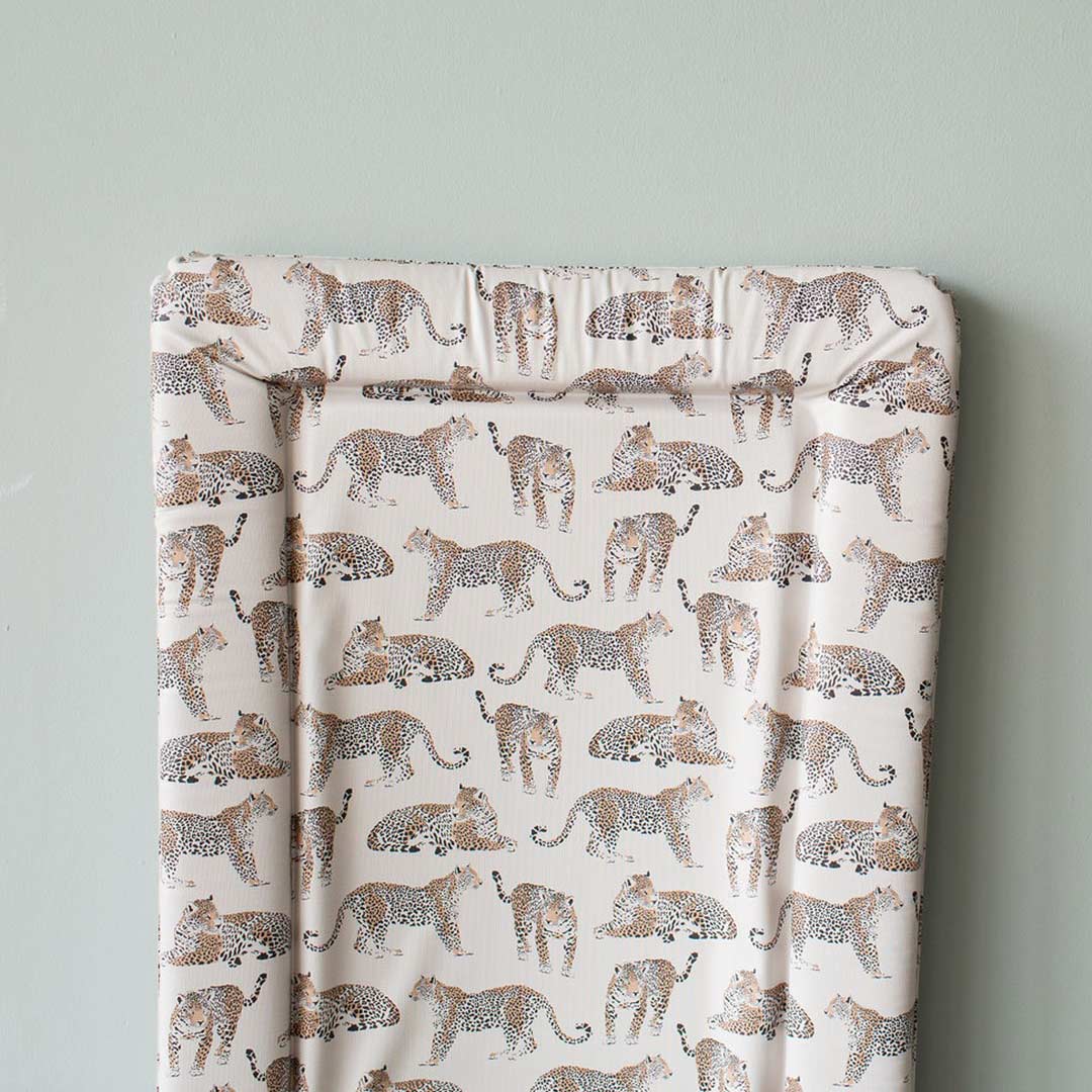  The Little Bumble Co. Standard Changing Mat - Neutral Leopard、mySite、merchandisen