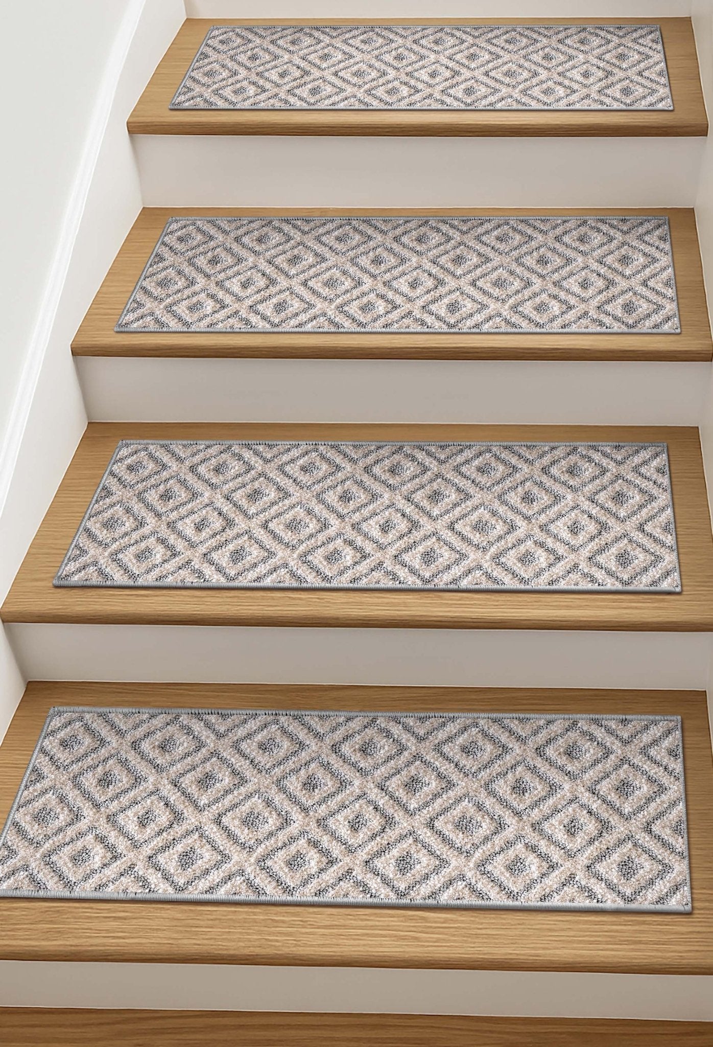 Pia Light Grey and Beige Stair Tread Rugs、mySite、gigharbornorthrealestate