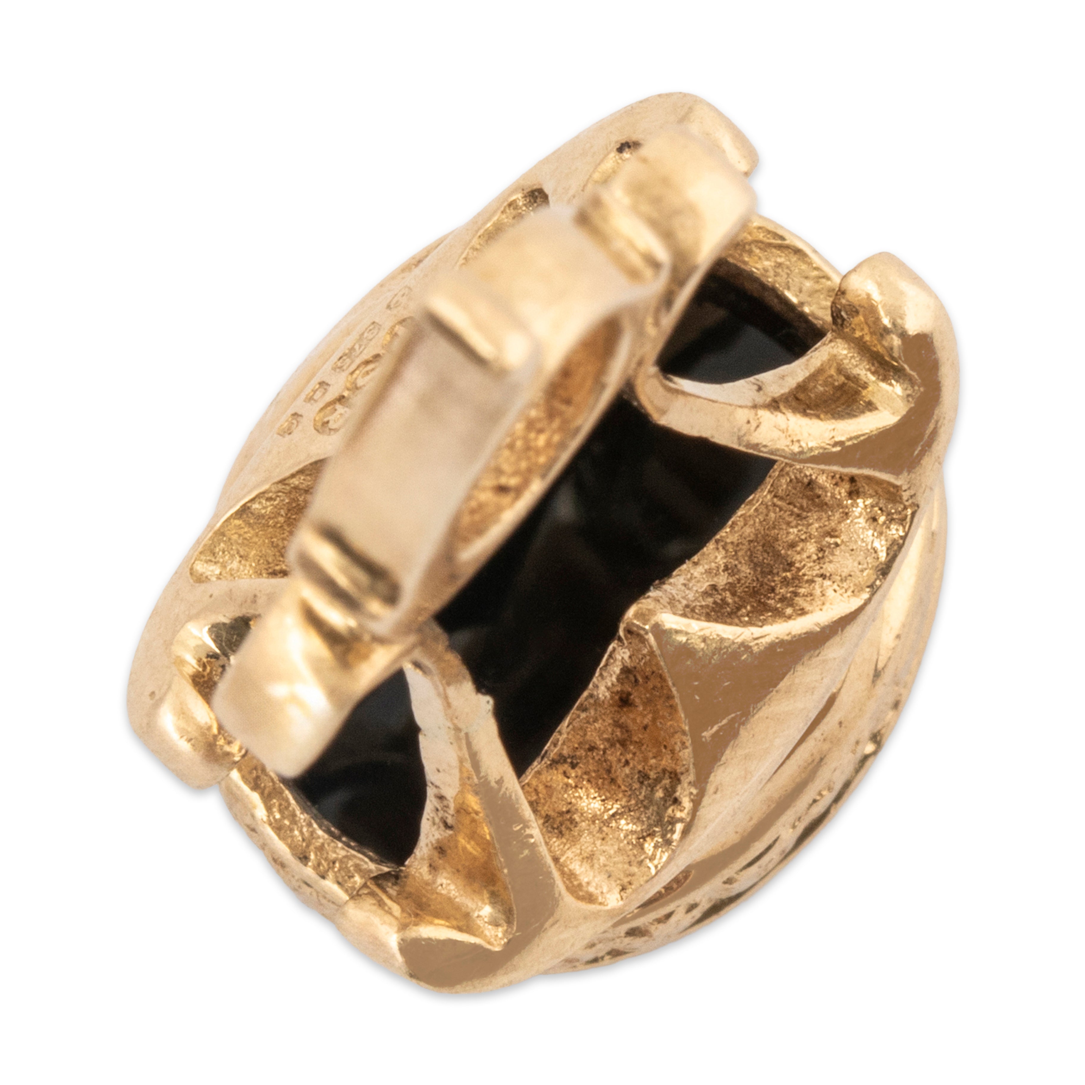 Vintage English 9k Yellow Gold Onyx Ornate Fob Seal Pendant、mySite、hinf8tx79