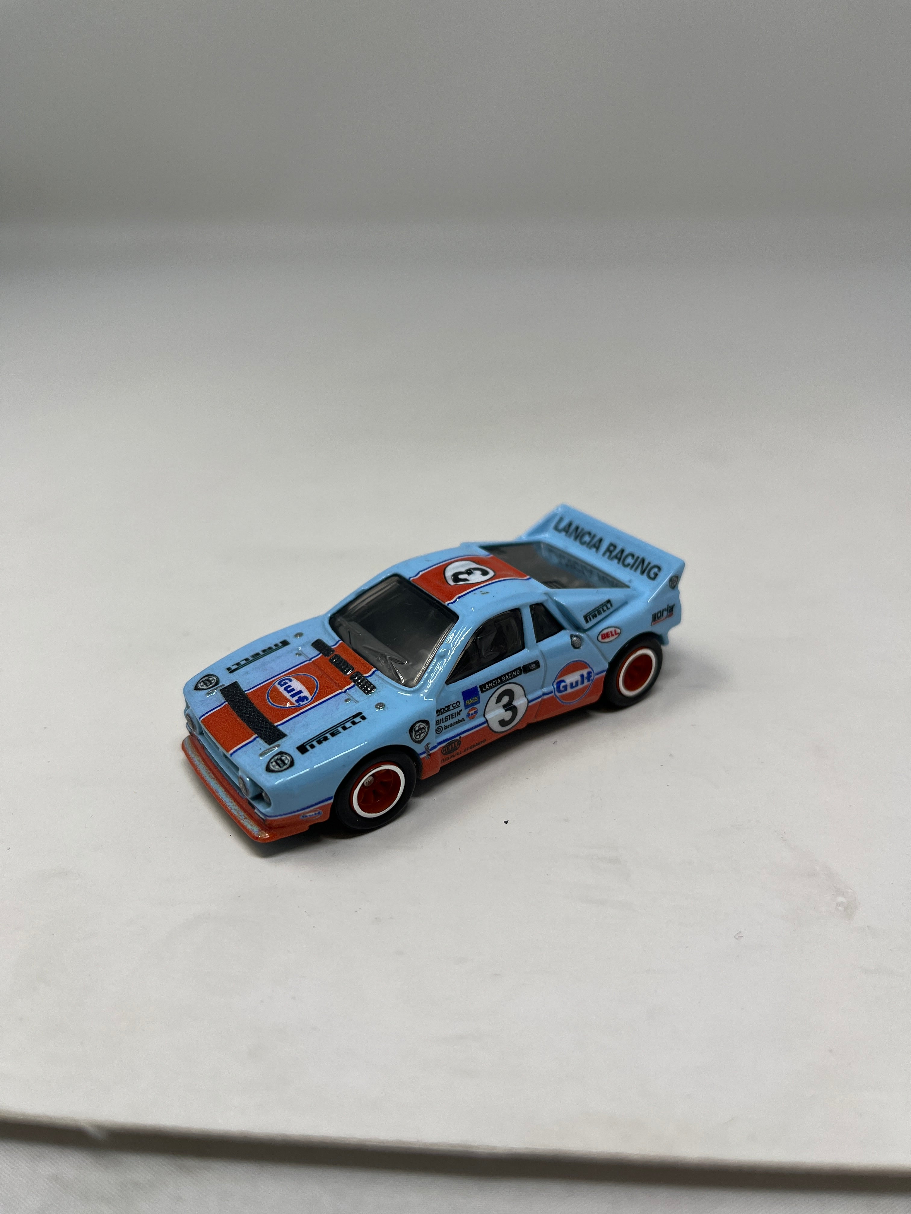 Lancia 037 Gulf Racing * Hot Wheels 1:64 scale Loose diecast、mySite、hgirdovlk