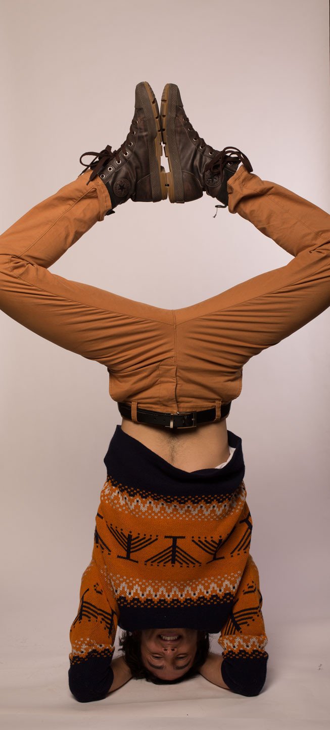 Candleschtick Men's Pullover Hanukkah Sweater in Navy、mySite、topwebapps