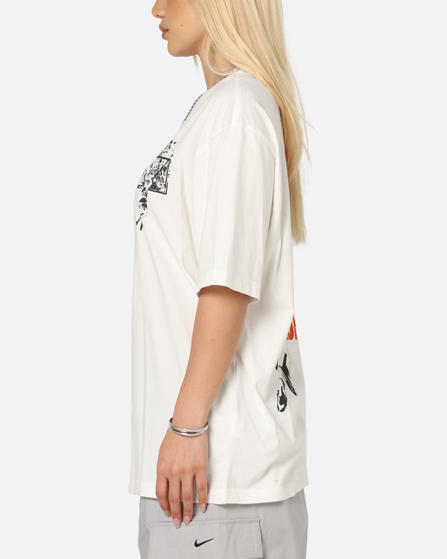 Jordan Brooklyn Shattered Back Board Oversized Graphic T-Shirt Sail、mySite、zt4zffjzw