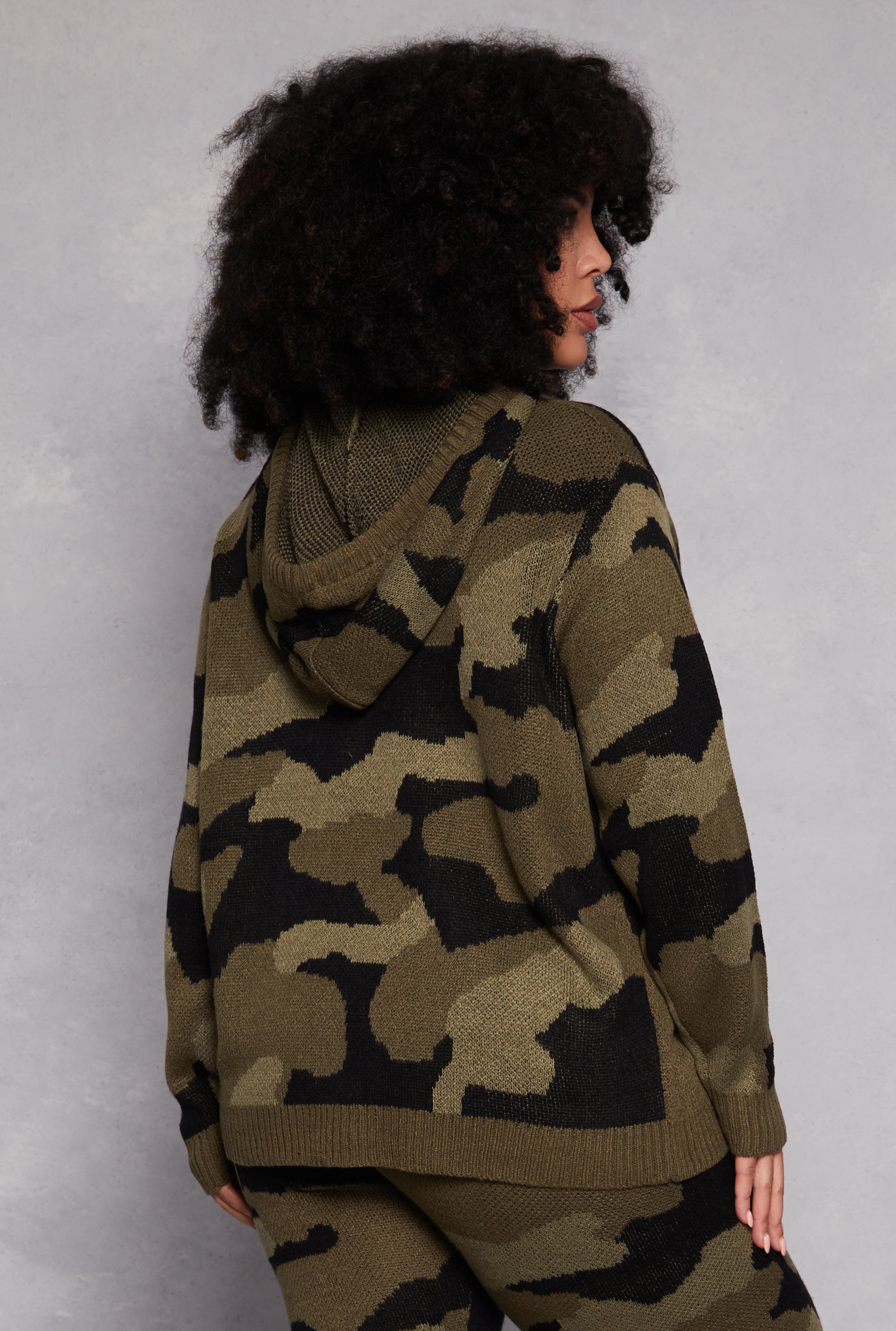 Plus Size Camo Hooded Sweater、mySite、camillekostekn