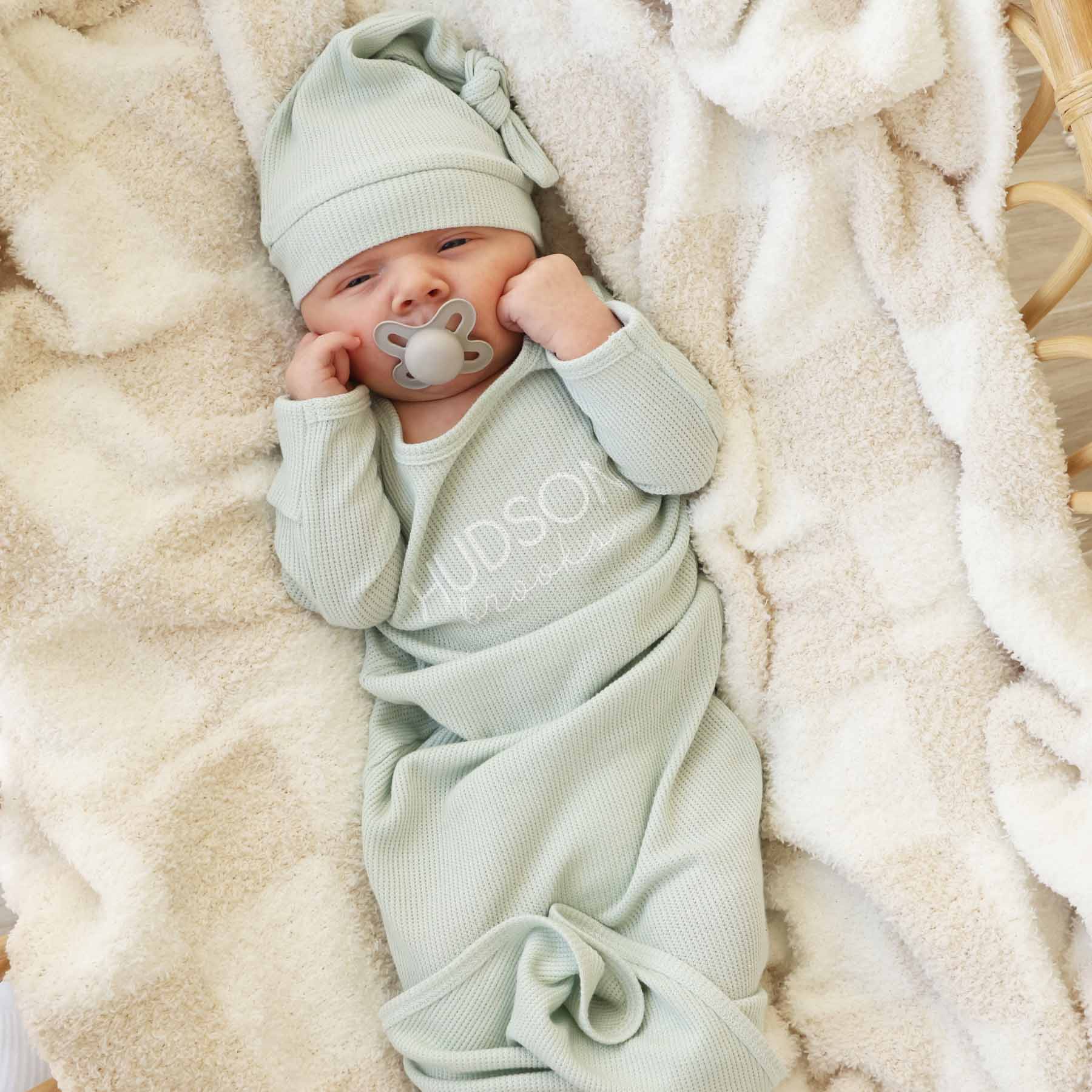  Personalized Bamboo Waffle Newborn Baby Knot Gown | Pastel Cutie、mySite、layawaytickets