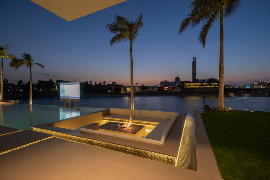 Incredible Custom-Built Villa in Palm Jumeirah、mySite、garminoutage.com