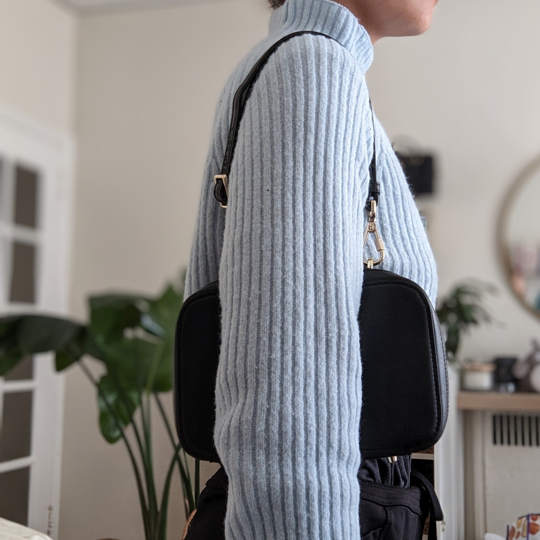 Slash Resistant Faux Leather Short Strap (15-30)、mySite、garagedoors4me