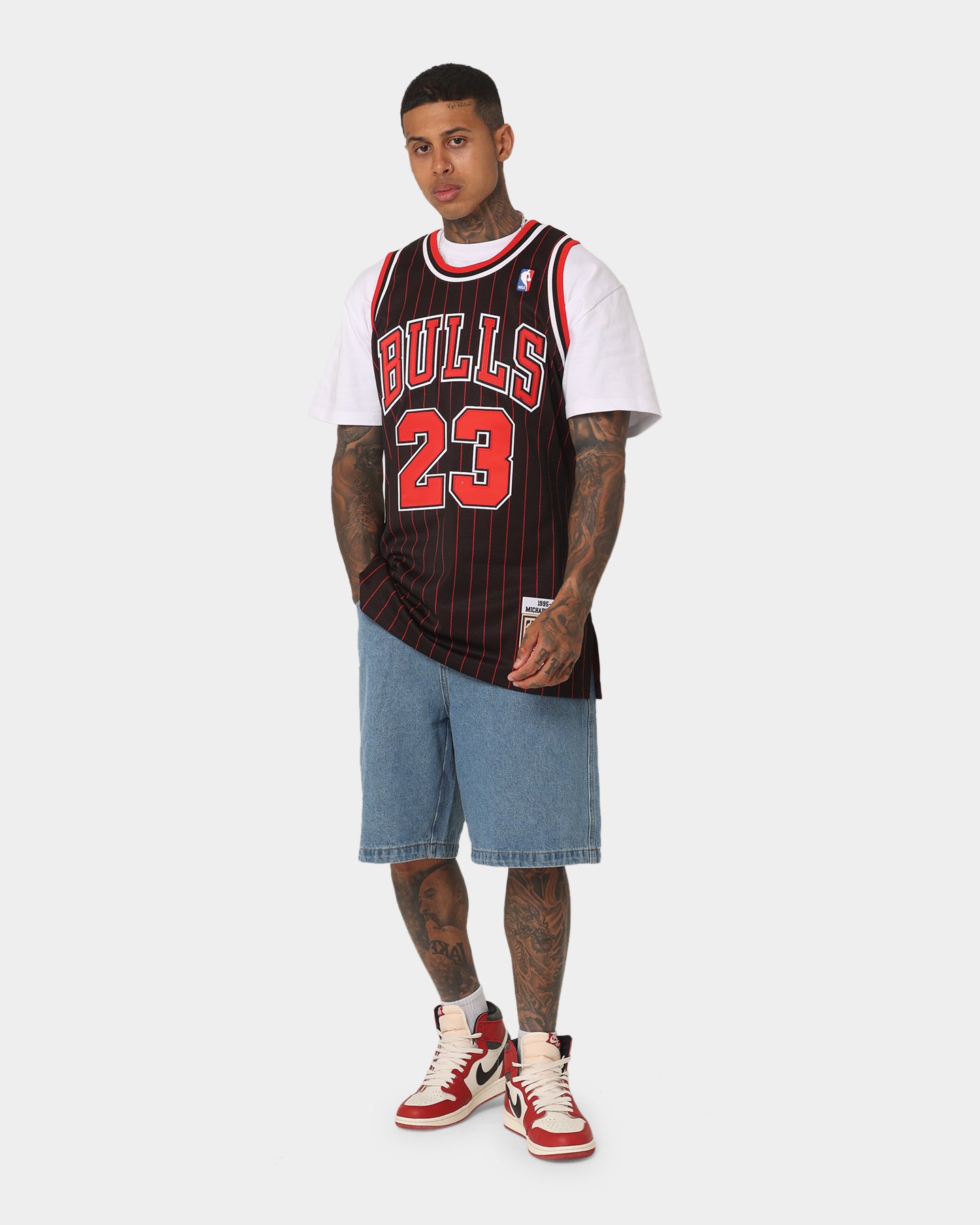 Mitchell & Ness Chicago Bulls Michael Jordan '95-'96 #23 Authentic Jersey Black、mySite、zt4zffjzw
