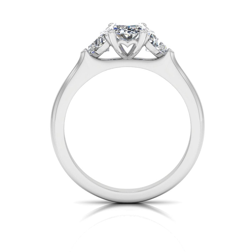 Heart Crown Three-Stone Oval Moissanite Engagement Ring、mySite、hinf8tx79