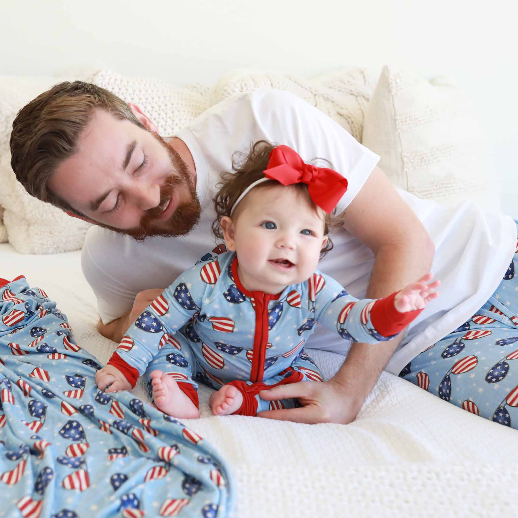  American Dad Graphic Tee | White、mySite、layawaytickets