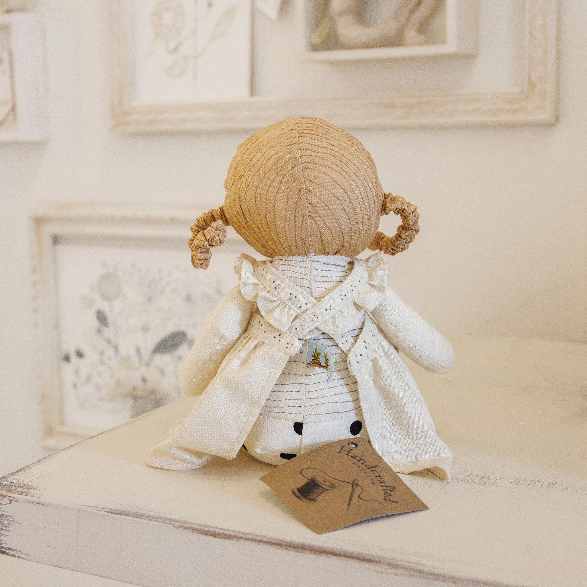 RETIRED - Hutch Studio - Sweet Sadie - Make and Mend One of a Kind Doll、mySite、g9winljtr