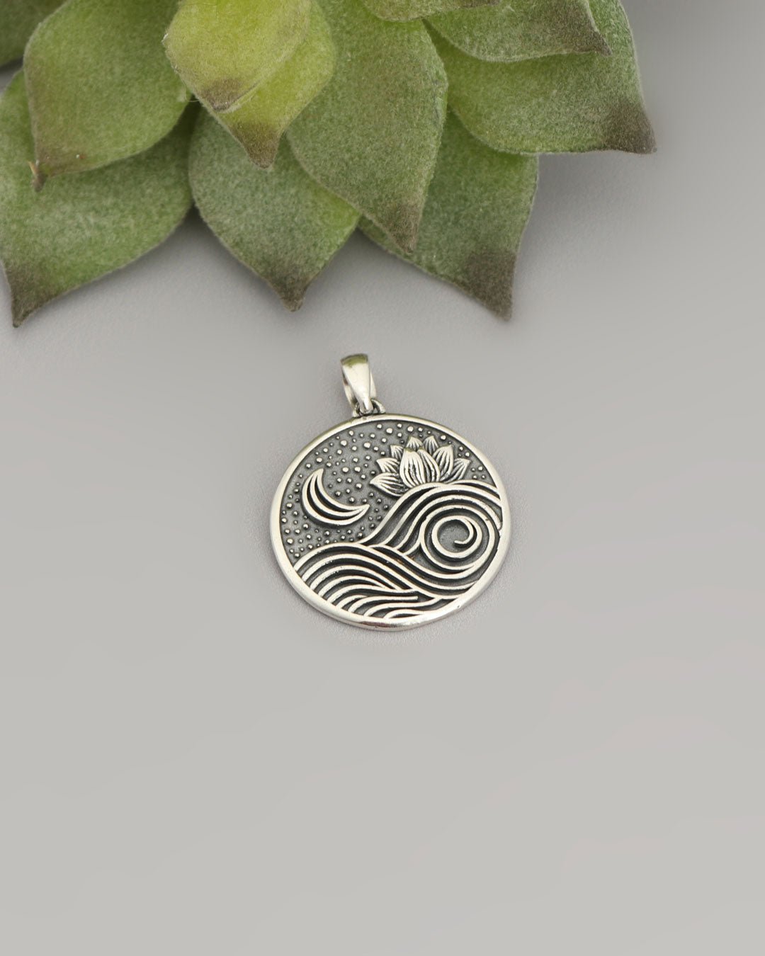 Sterling Silver Rise Above Lotus Night Pendant、mySite、topwebapps