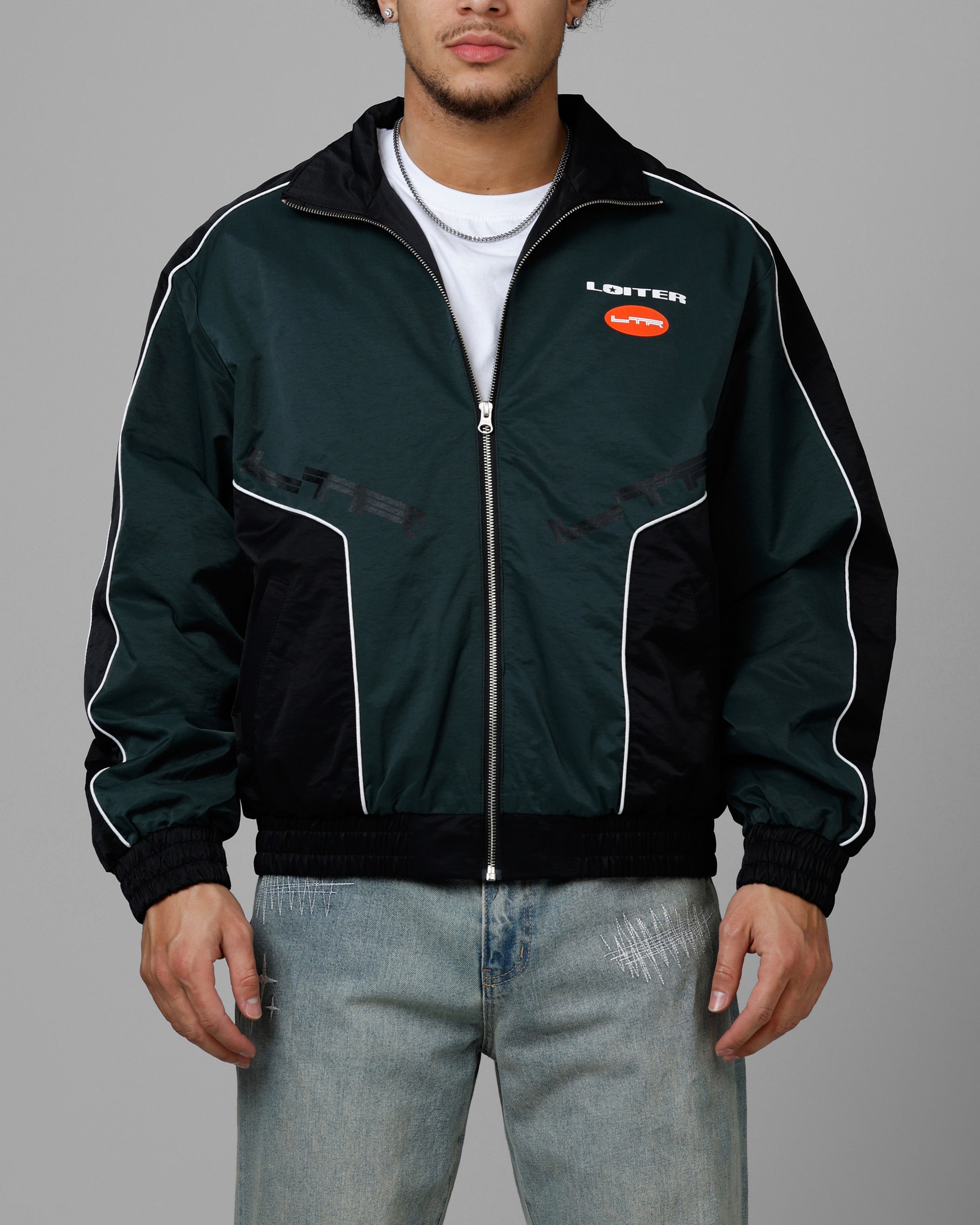 {product_title} - {shop_name}