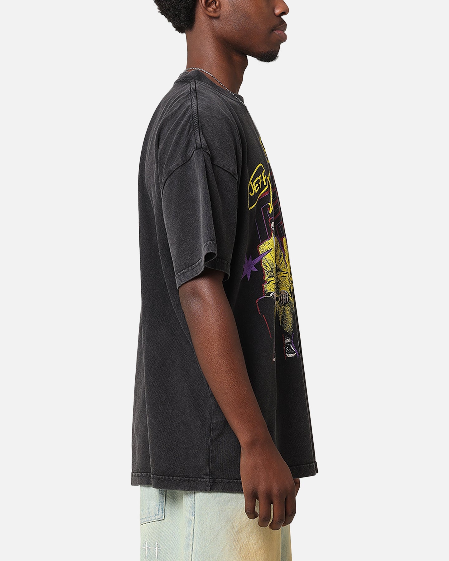 {product_title} - {shop_name}