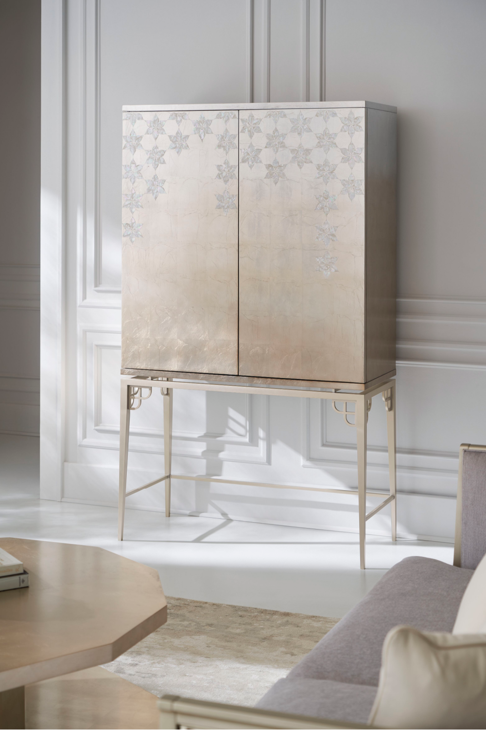 Silver Leaf Bar Cabinet | Caracole Oleander、mySite、neckold