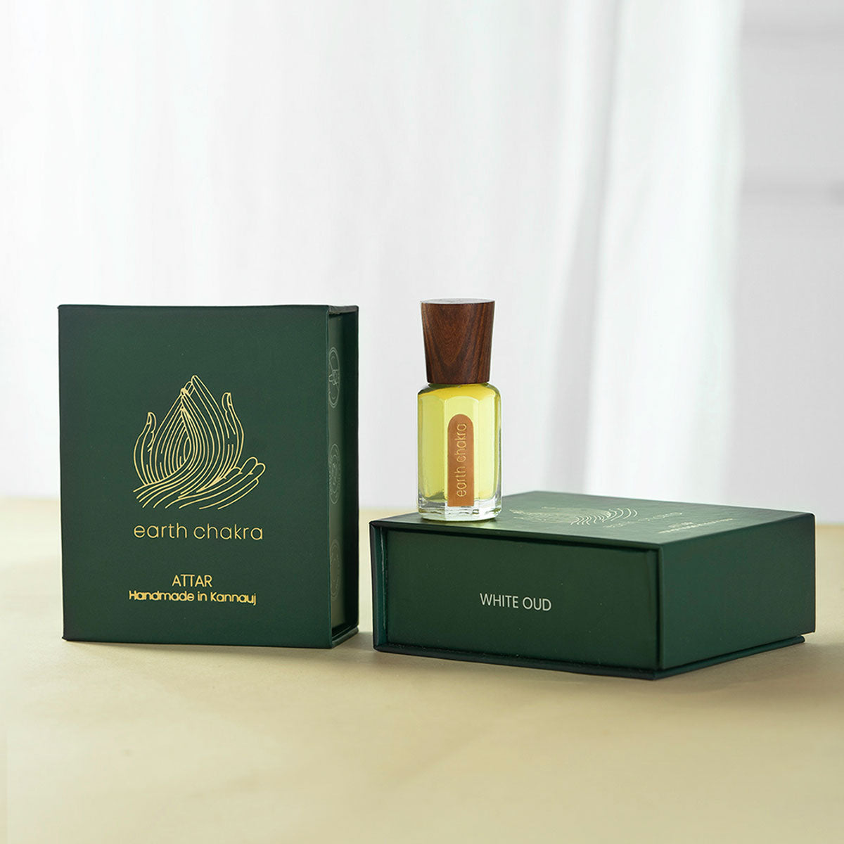 White Oud Attar | 12 ml | Long-lasting | Roll On - Freebie、mySite、camillekostekn