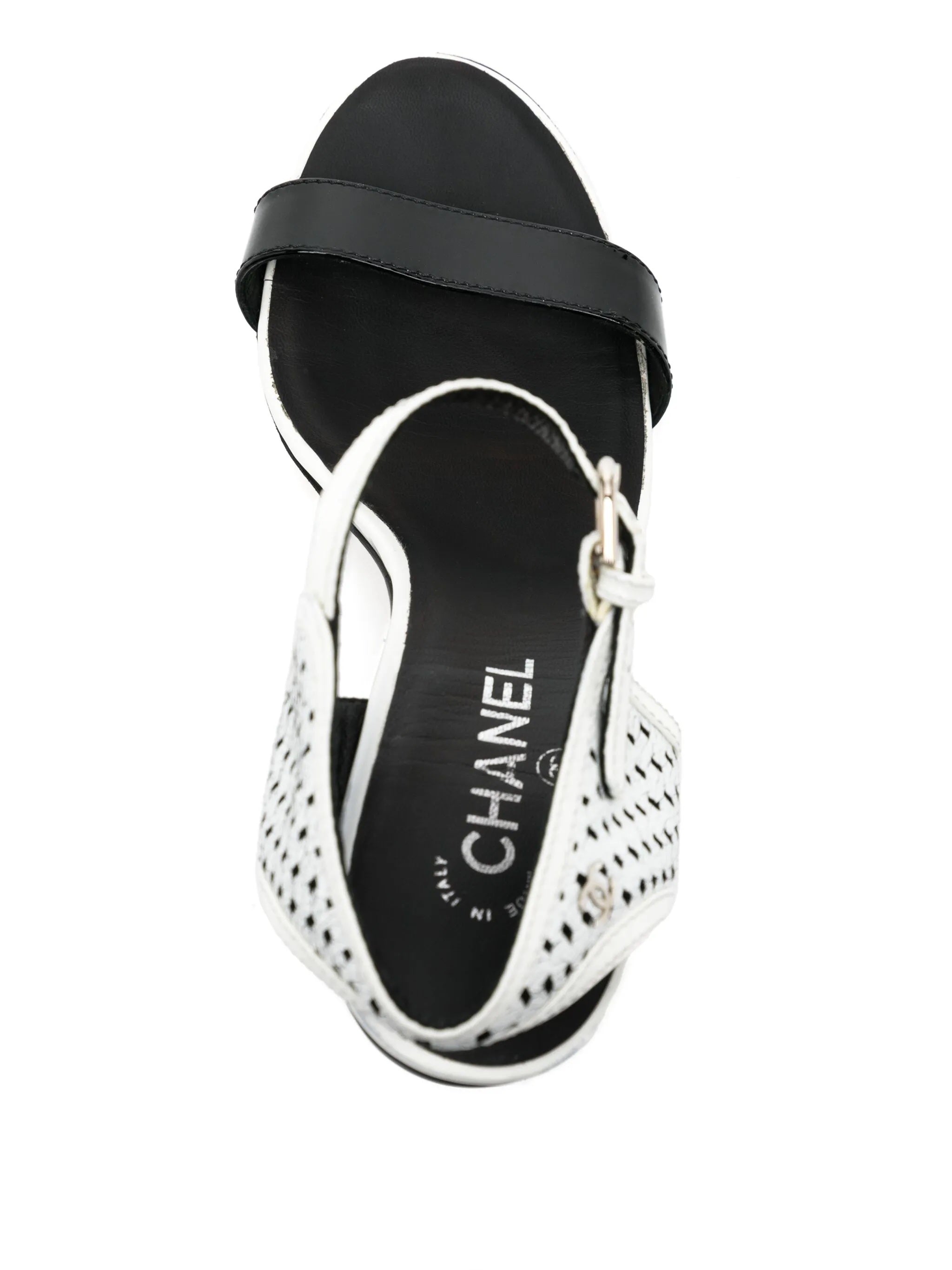 Perforated Crackled Patent Sandals、mySite、garminoutage.com