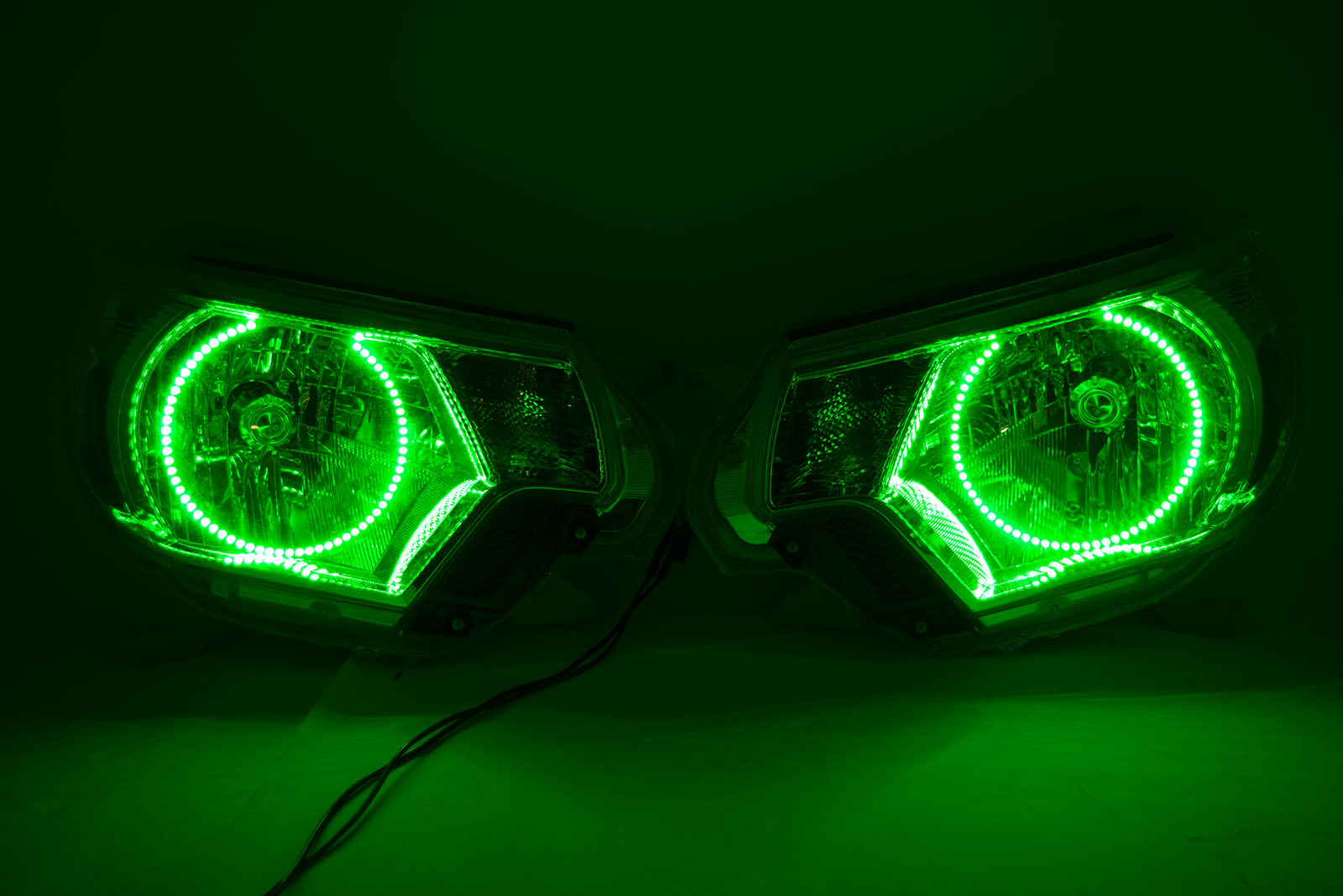 2012-2015 Toyota Tacoma Headlights ORACLE RGB ColorSHIFT LED Halos + ORACLE RGB Remote、mySite、nflplayoffbracketp