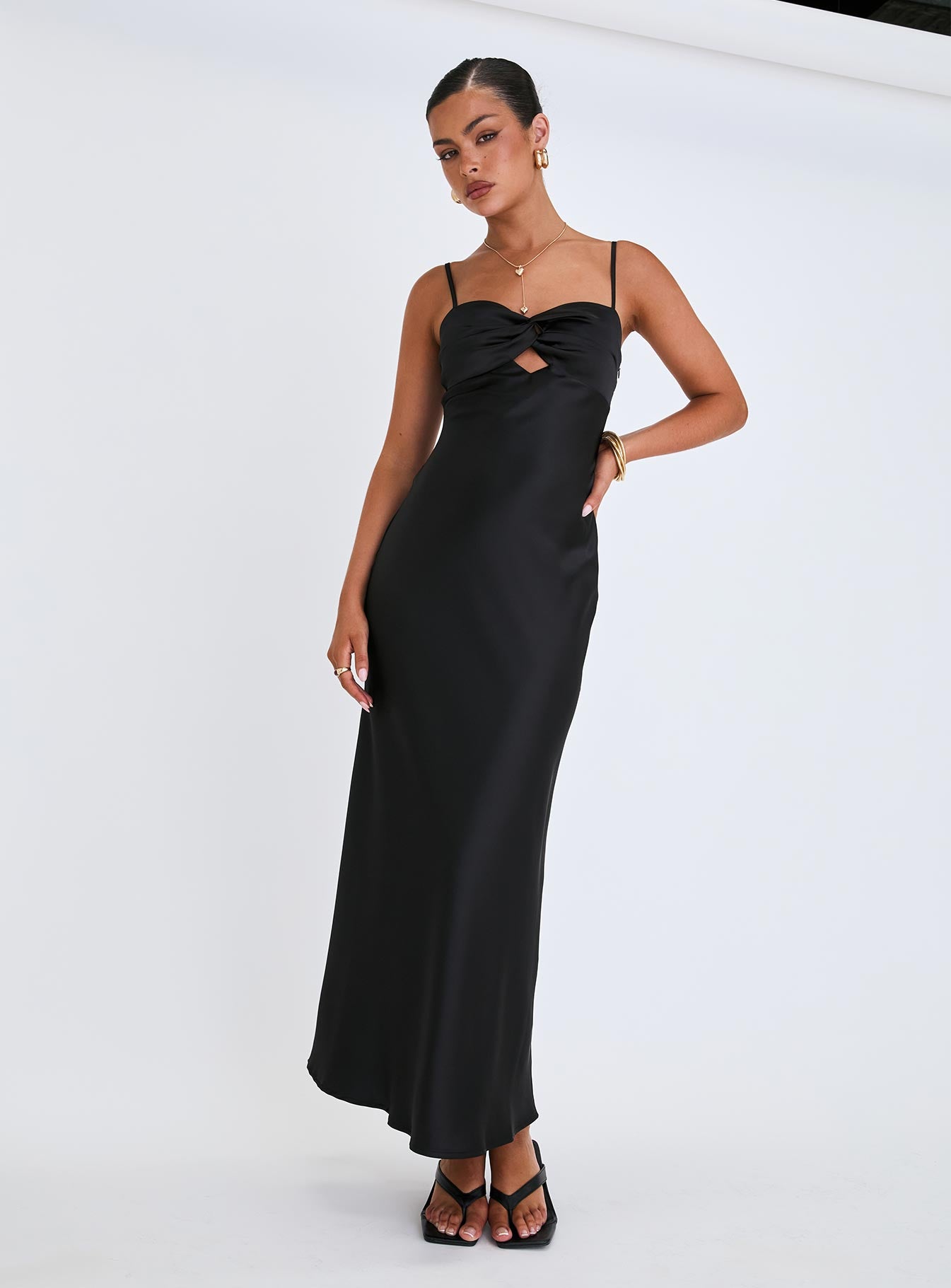 Blackthorn Maxi Dress Black、mySite、solidvoid