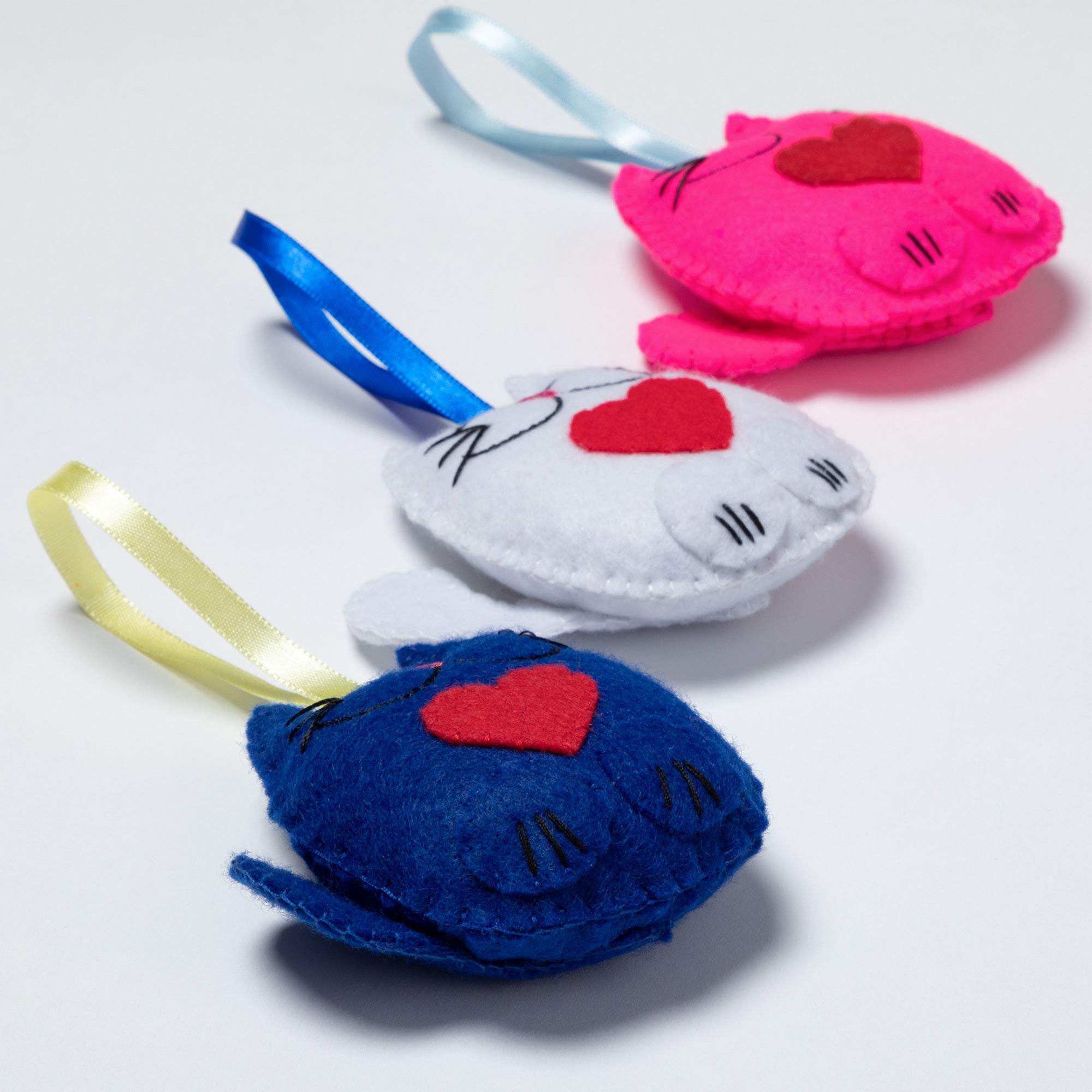 Stuffed Cat Ornaments - Set of 3、mySite、camillekostekn