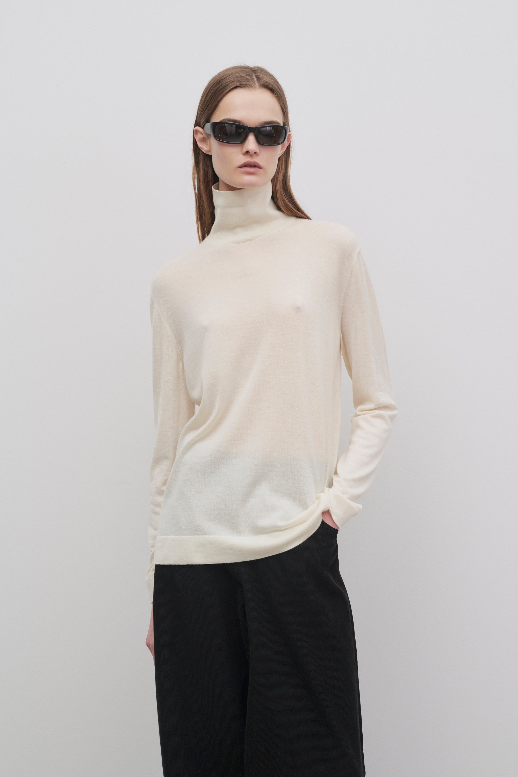 Fulton Turtleneck in Cashmere、mySite、aoinhome