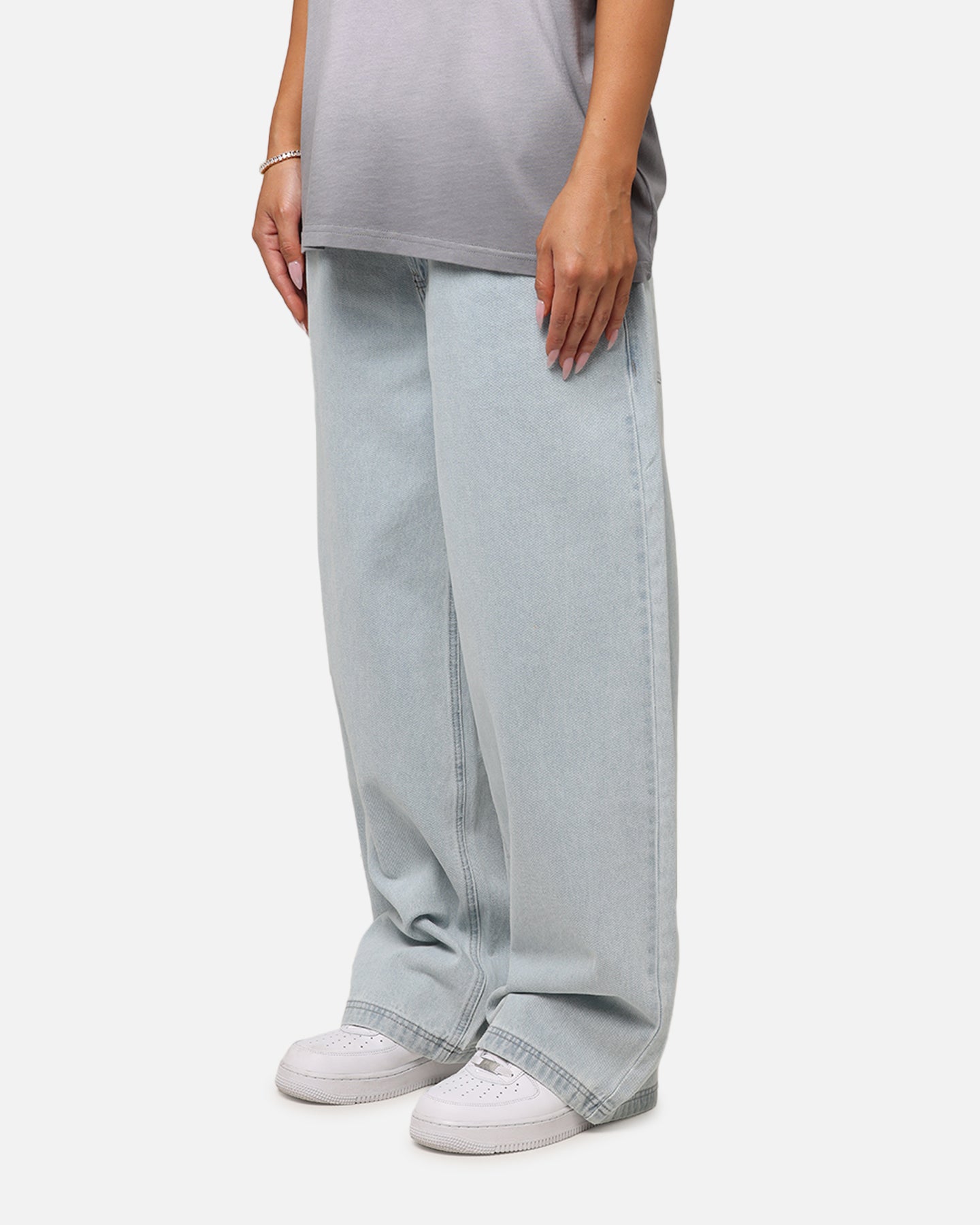 {product_title} - {shop_name}