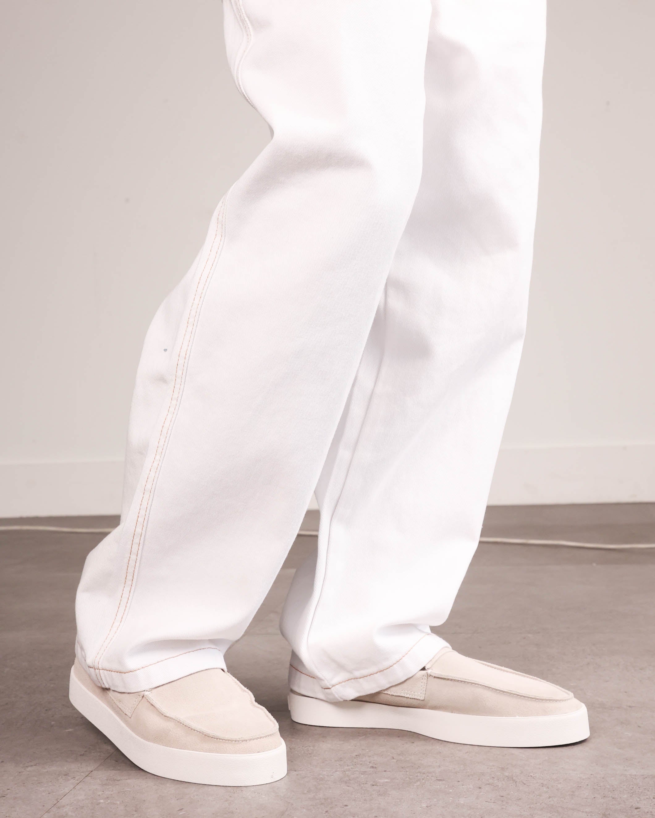 Saint Morta Hemisphere Suede Slip On Loafer Light Grey/White、mySite、zt4zffjzw